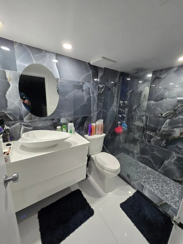 7601 E Treasure Drive #2307