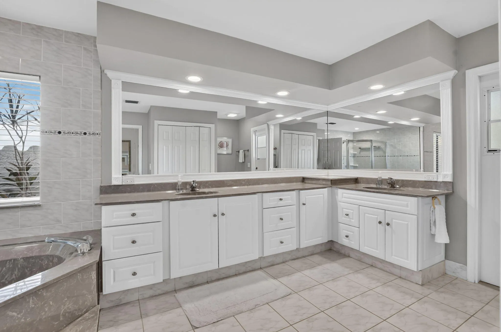 10081 HARBOURTOWN Court