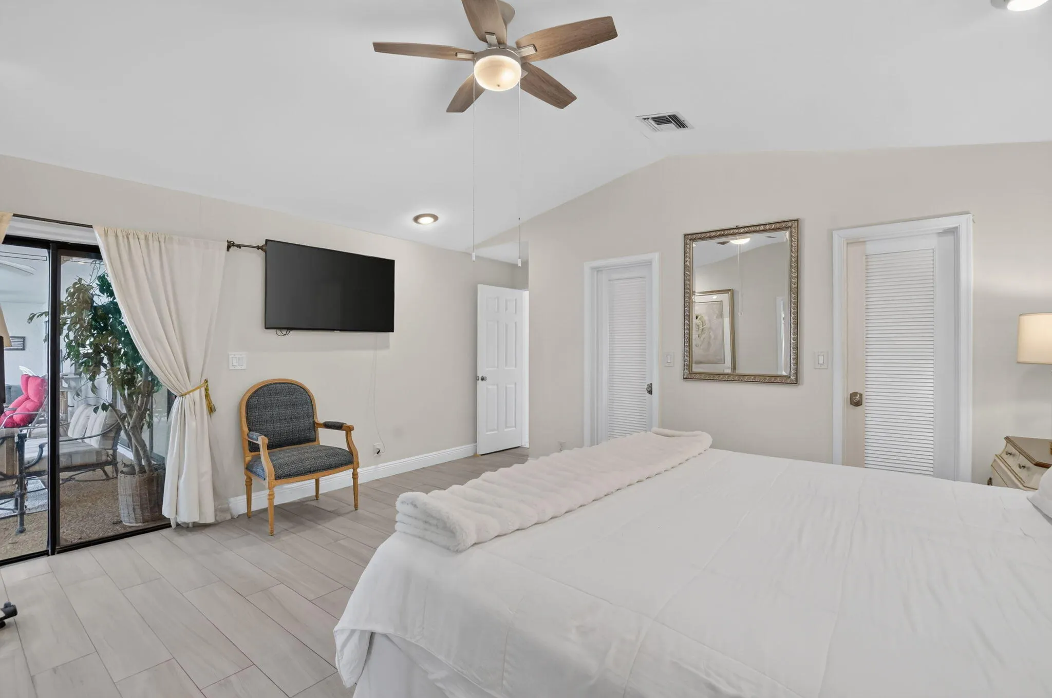 10081 HARBOURTOWN Court