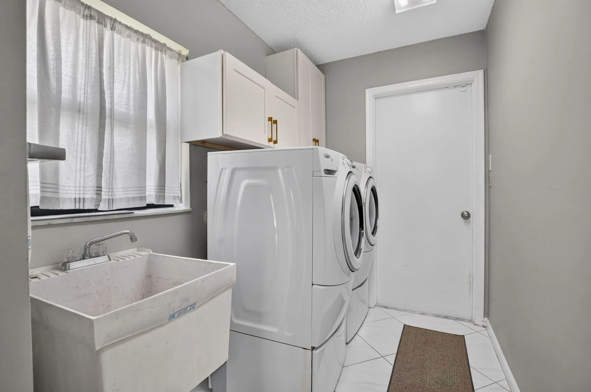 10081 HARBOURTOWN Court