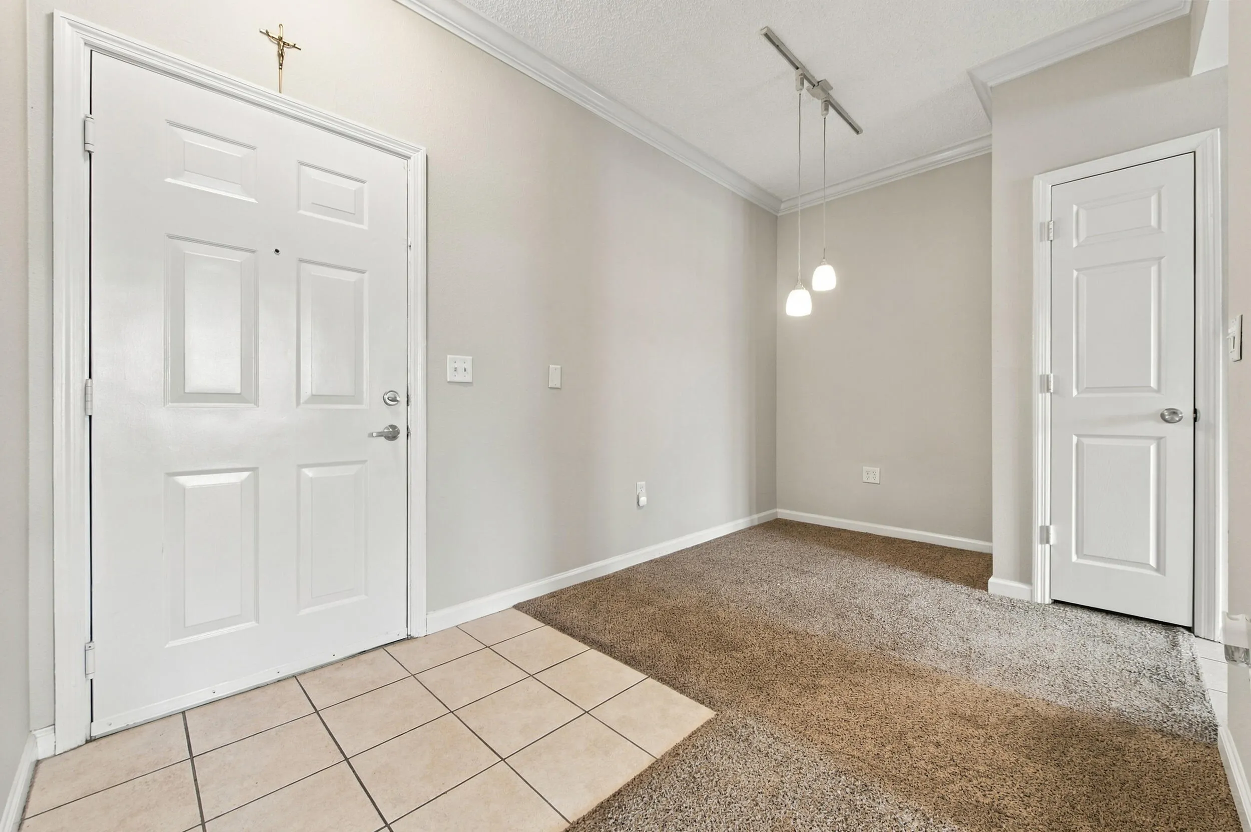533 NE 3RD Avenue #202
