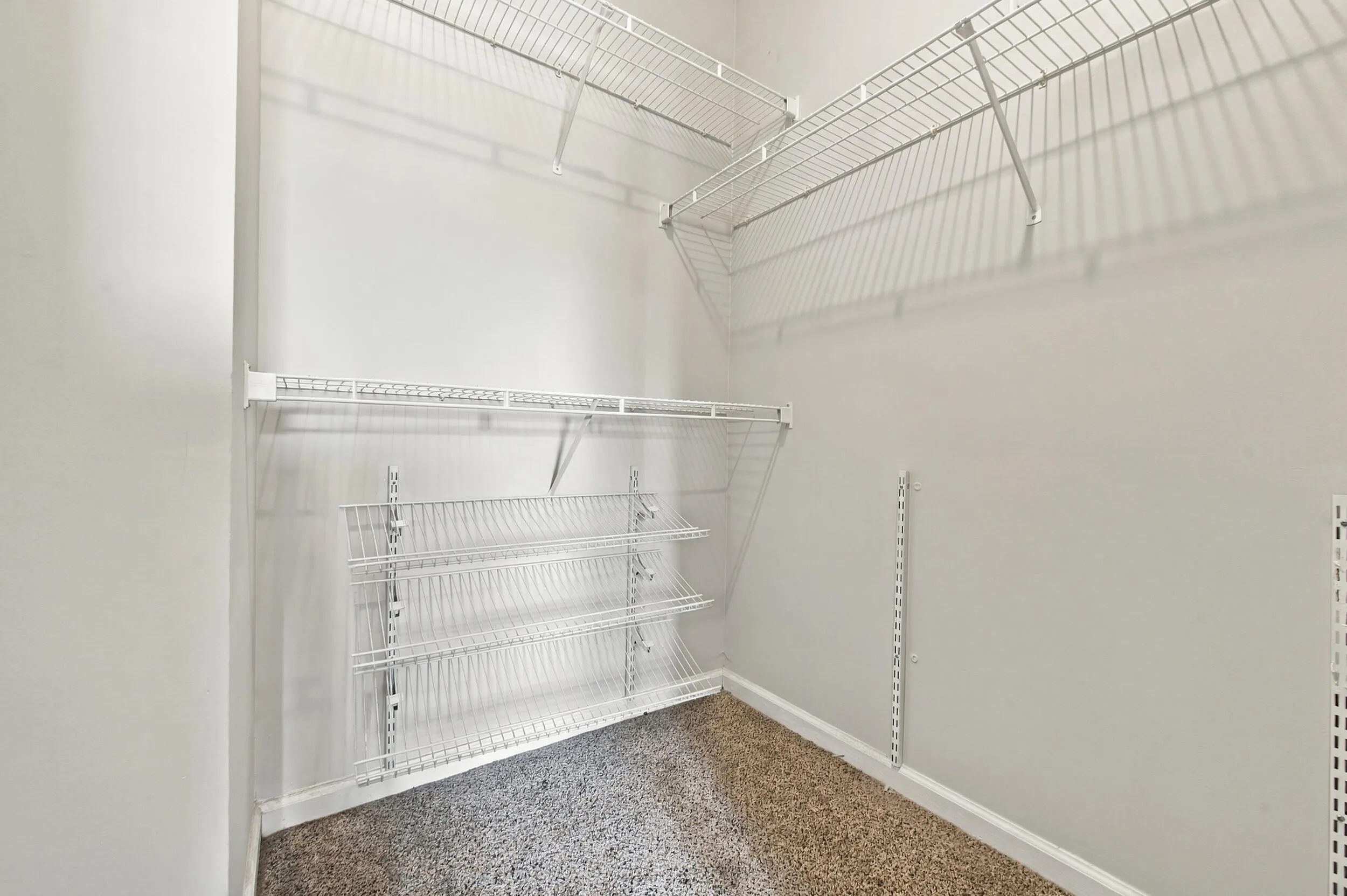 533 NE 3RD Avenue #202