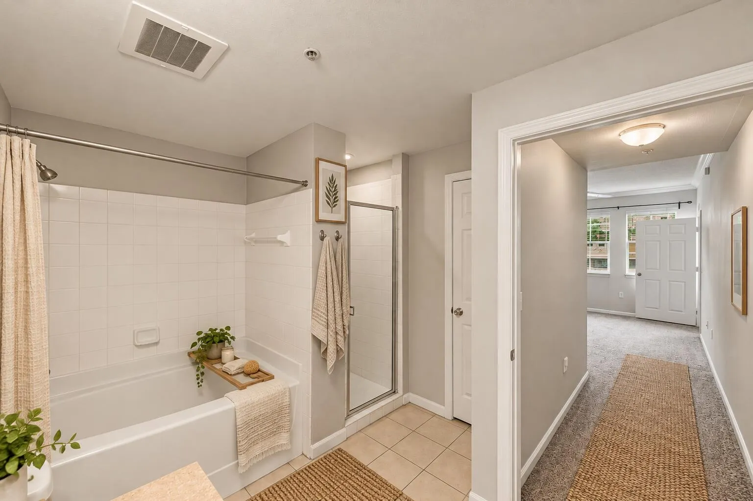 533 NE 3RD Avenue #202