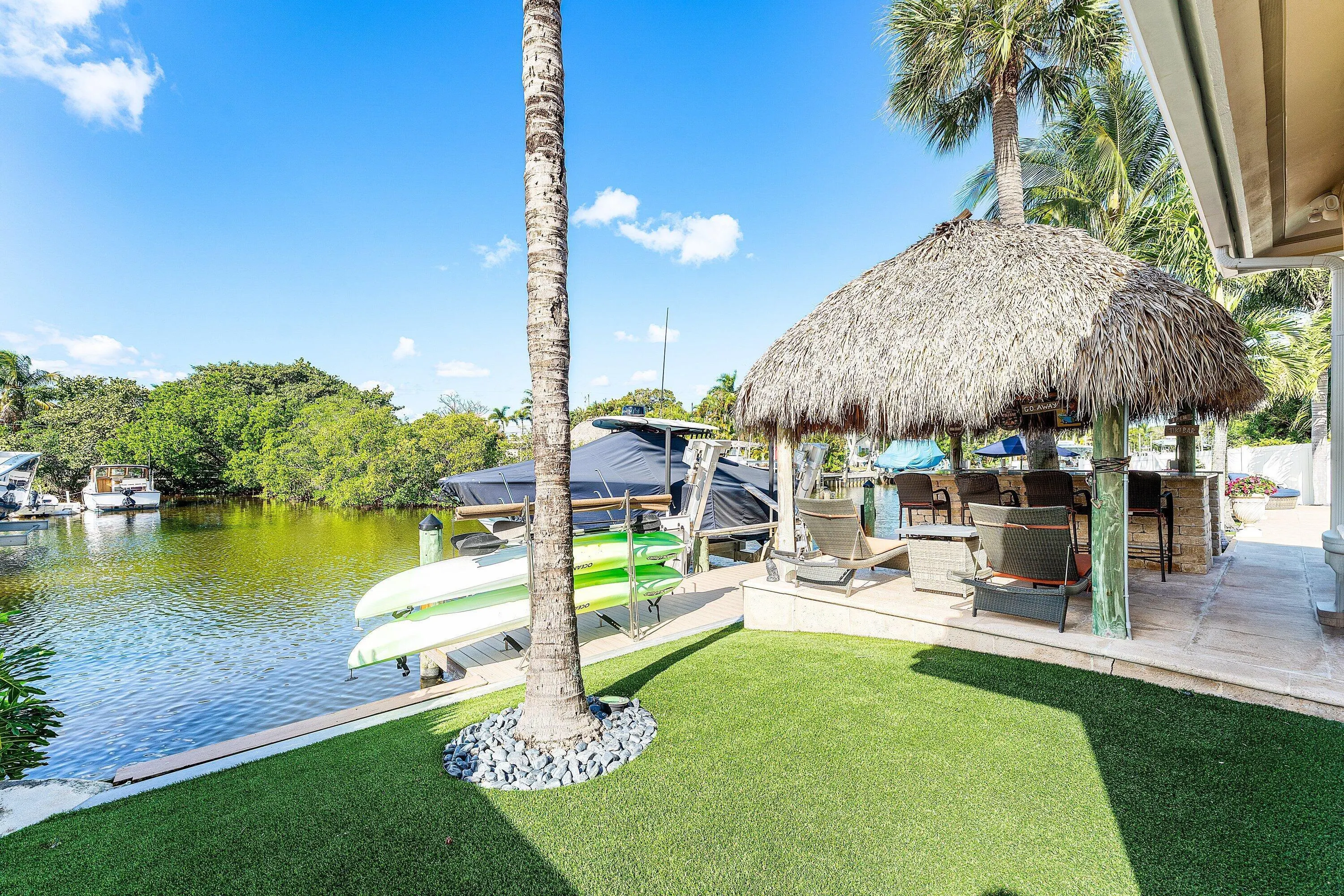 906 Dolphin Drive