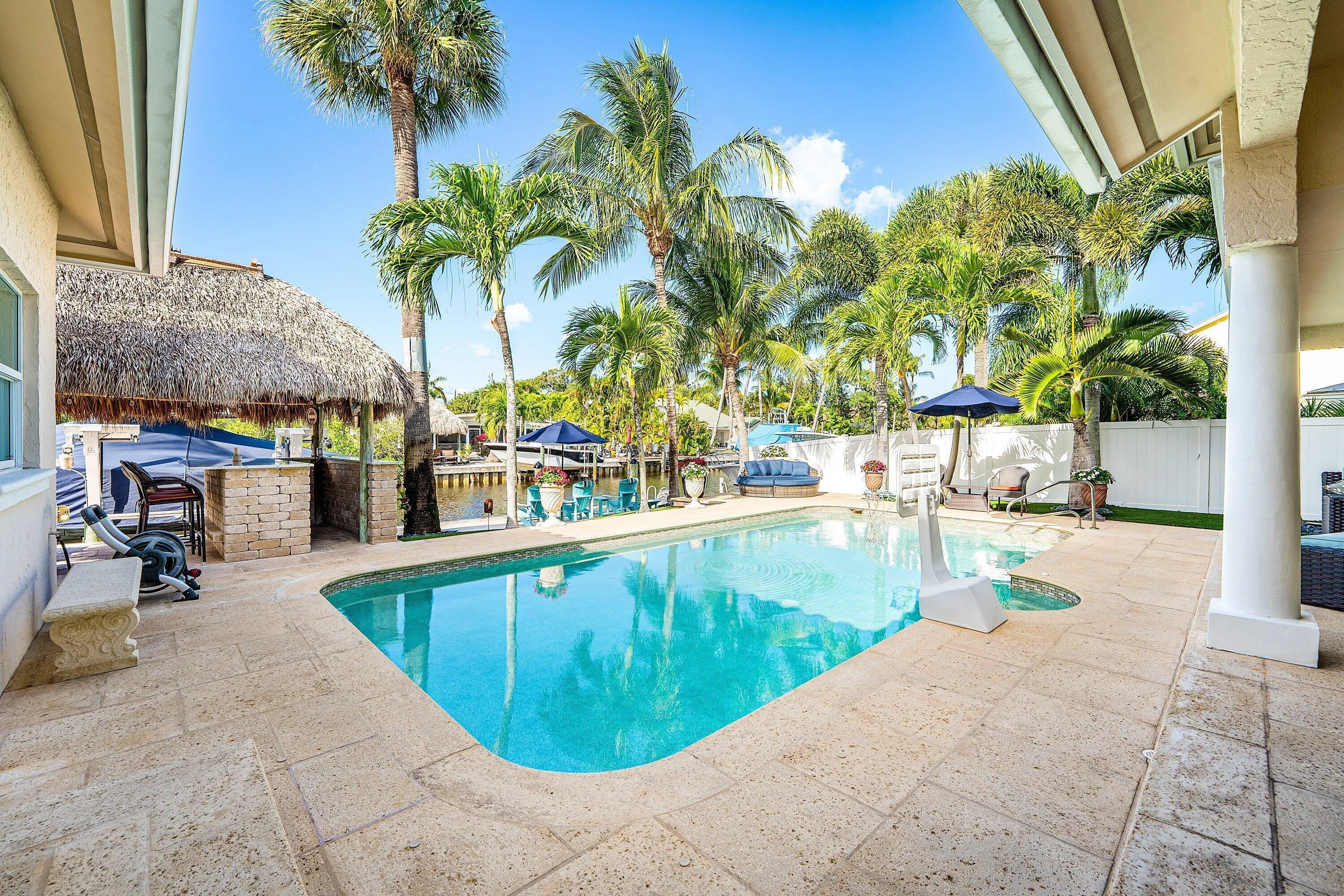 906 Dolphin Drive