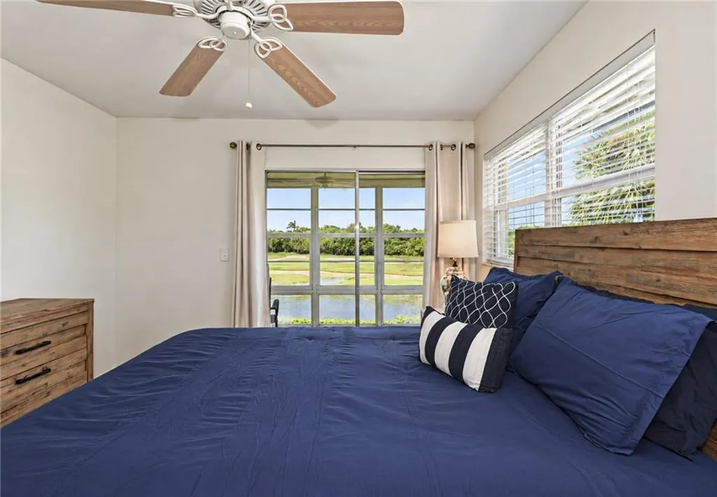 73 ROYAL OAK Court #206