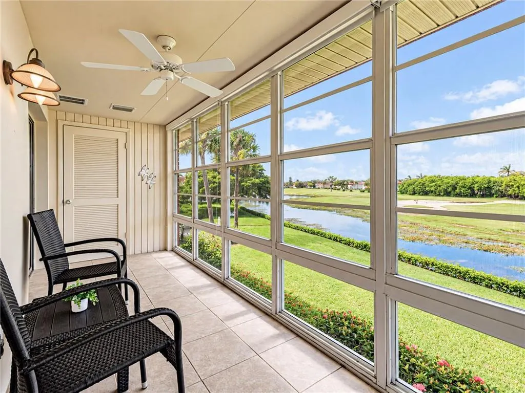 73 ROYAL OAK Court #206