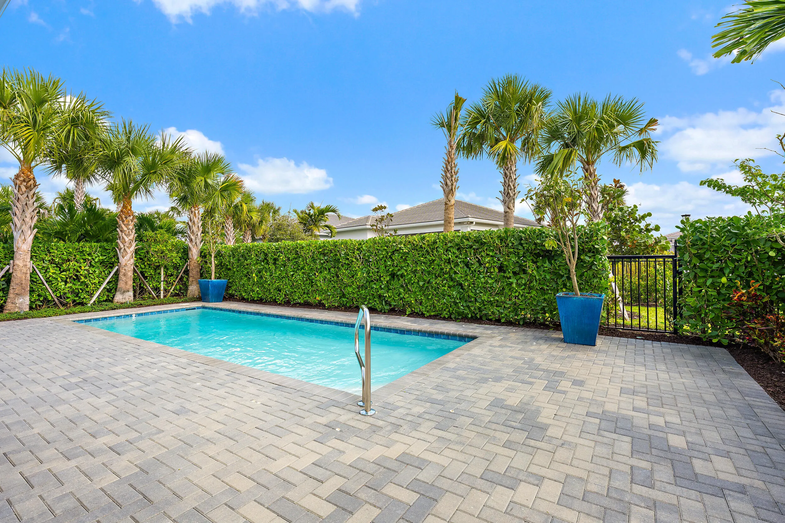 10038 Regency Way