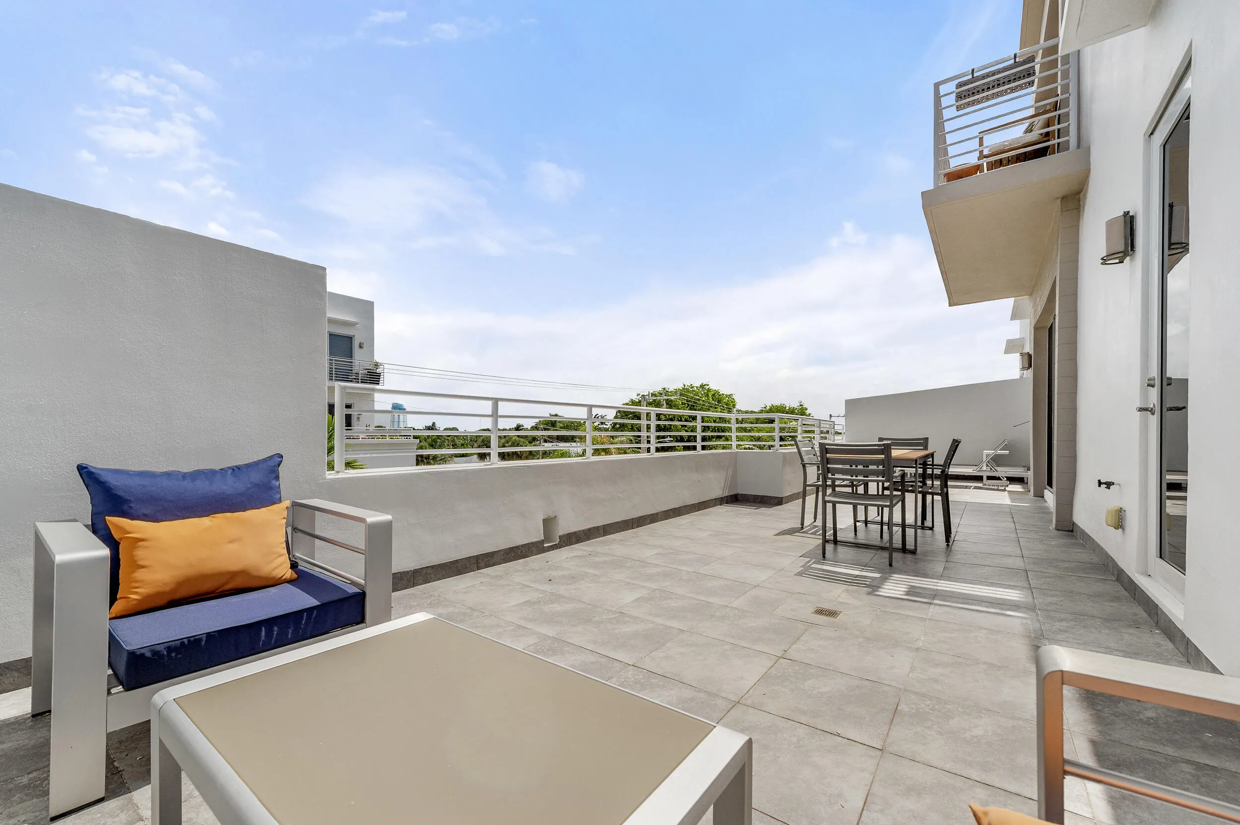 111 SE 2nd Street #302