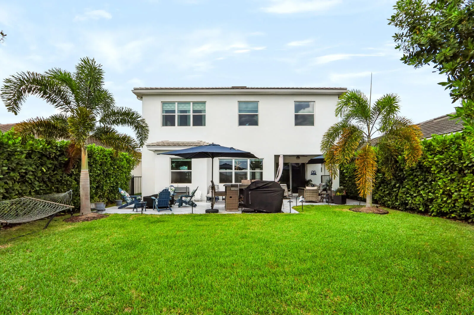5541 MACOON Way