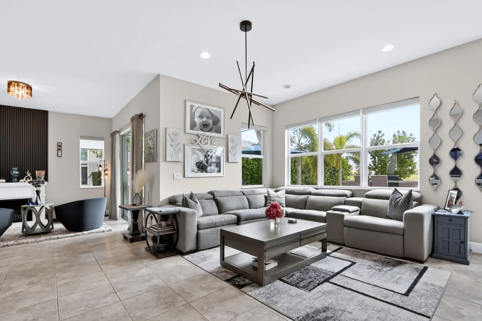 5541 MACOON Way