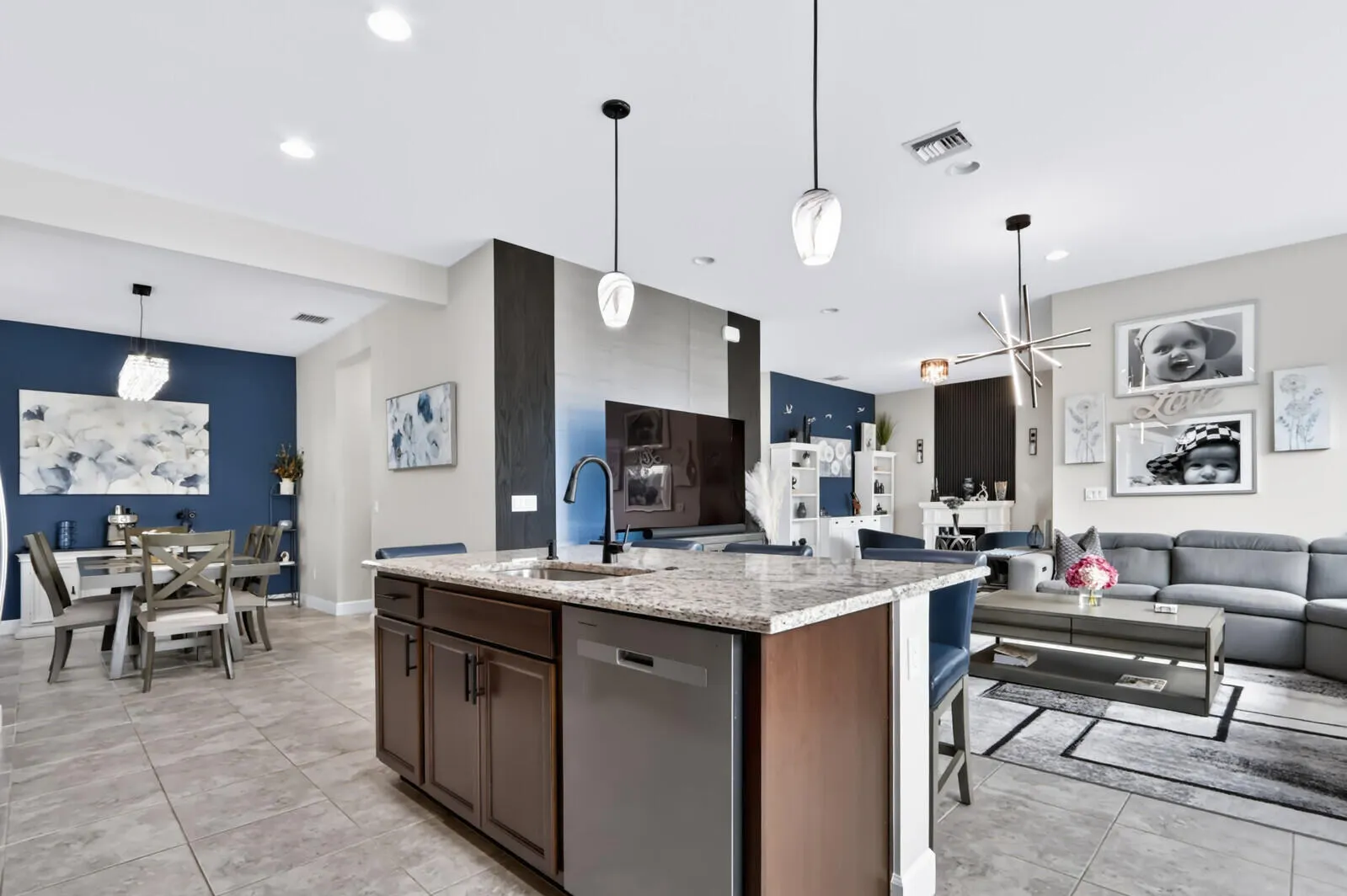 5541 MACOON Way