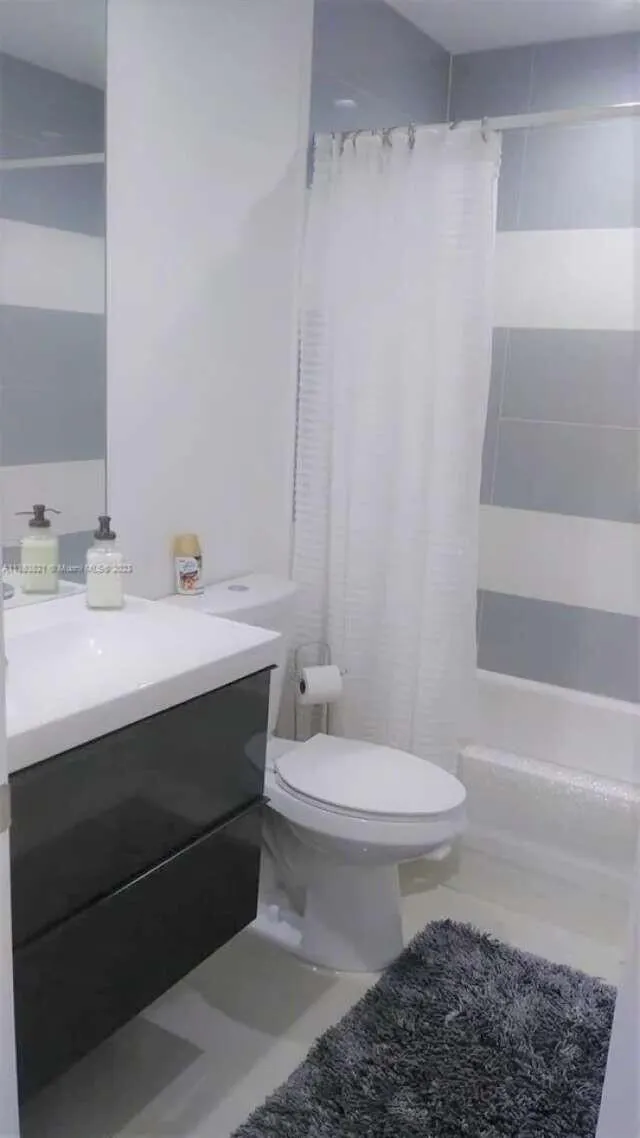 17324 BOCA CLUB Boulevard #902
