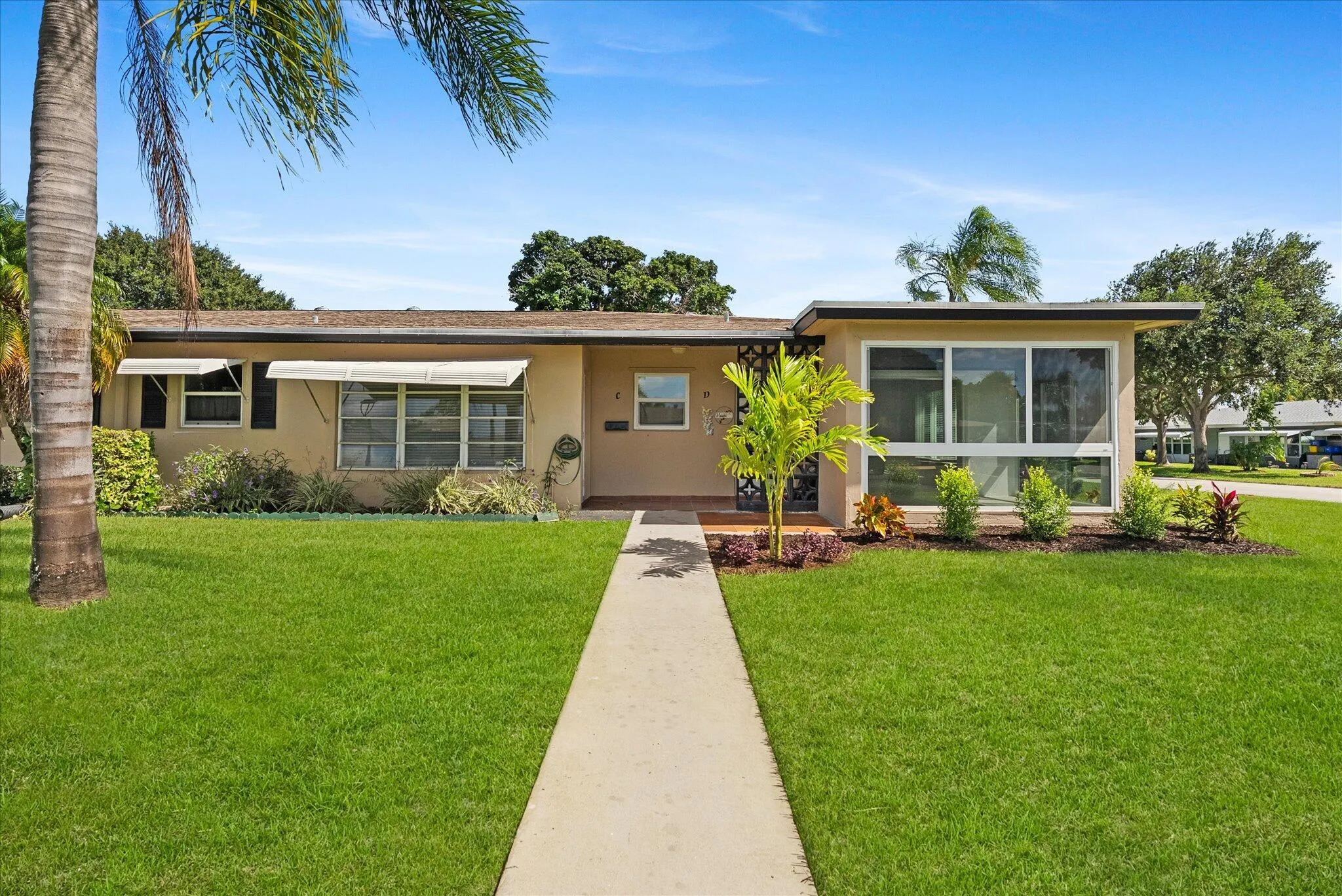 875 North Drive #D
