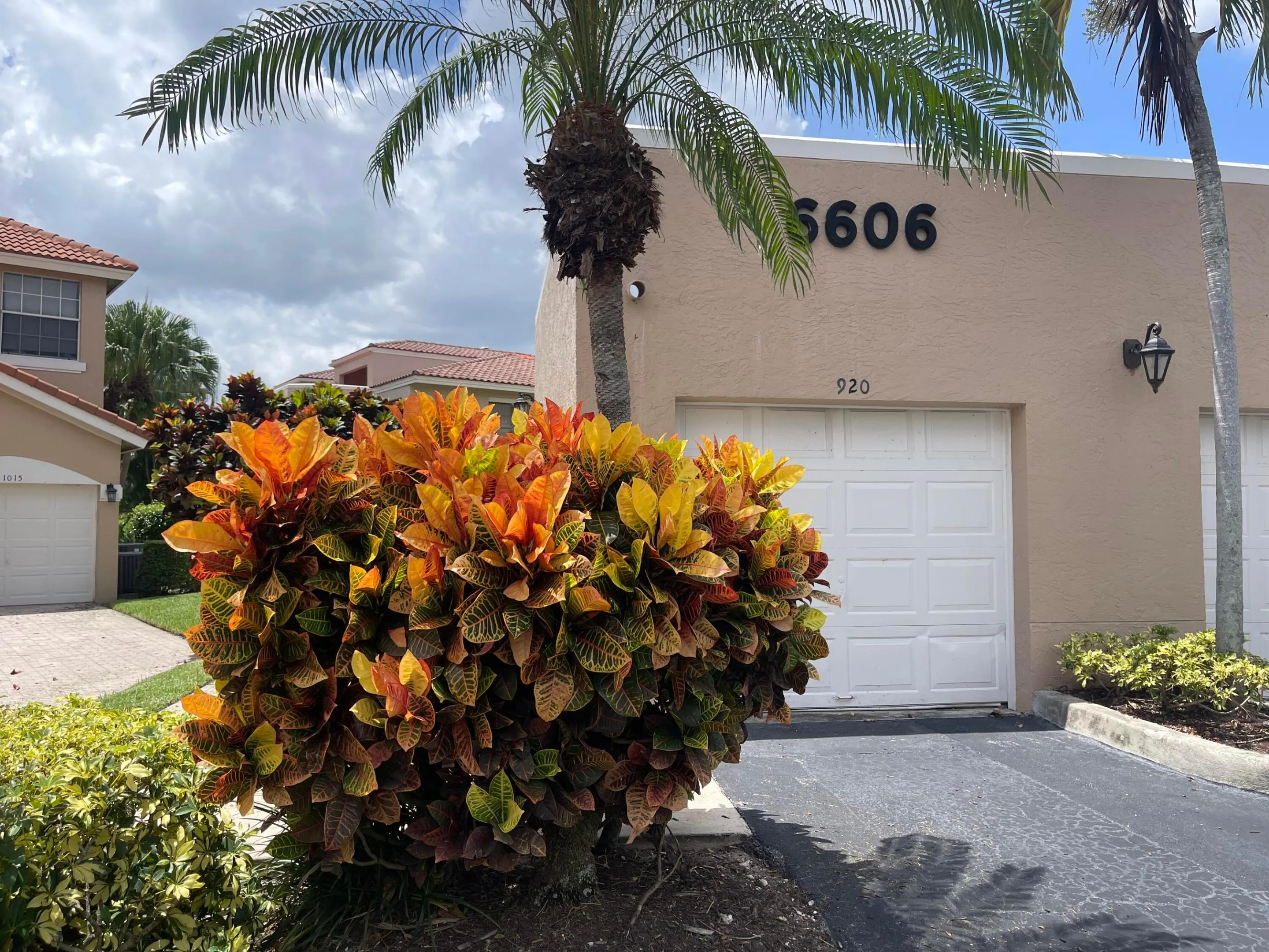 6606 VILLA SONRISA Drive #920
