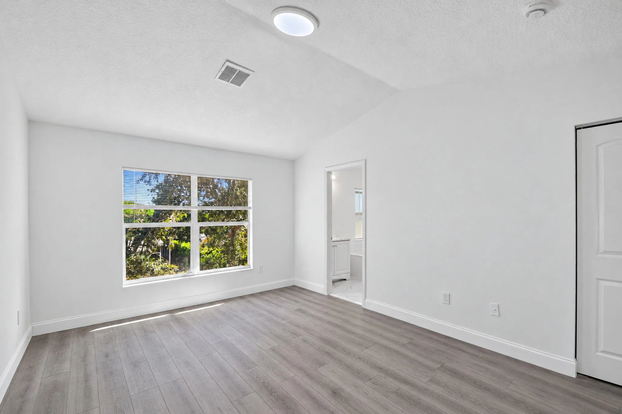 1006 Seminole Palms Drive