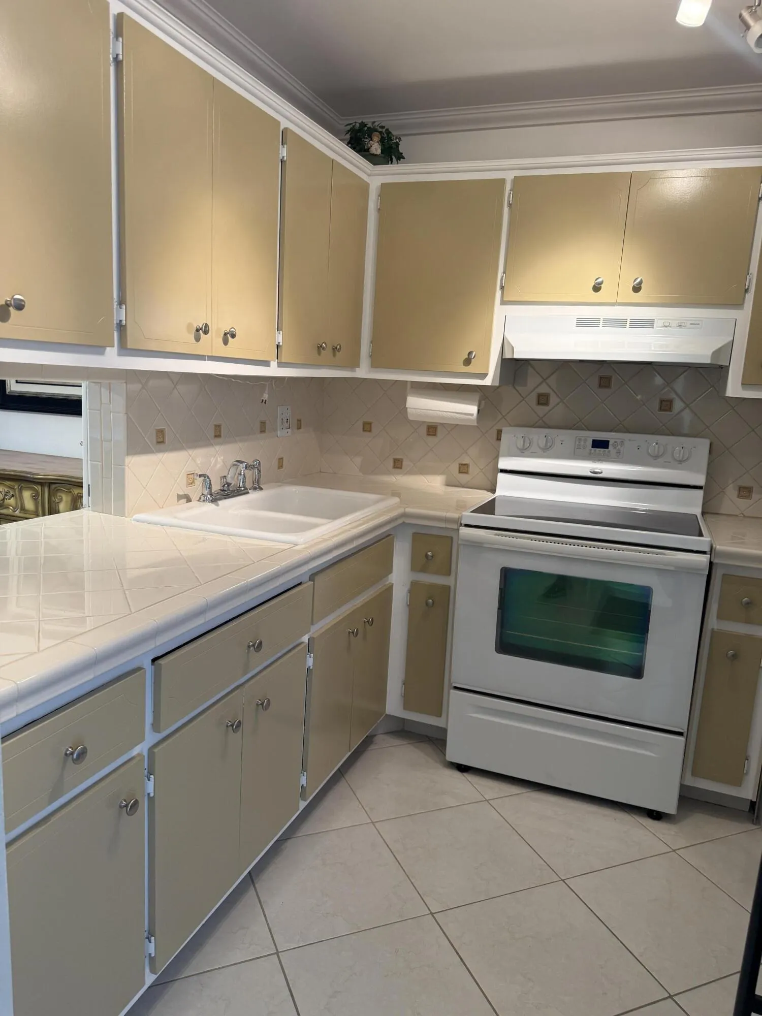 2800 NW 47TH Terrace #304B