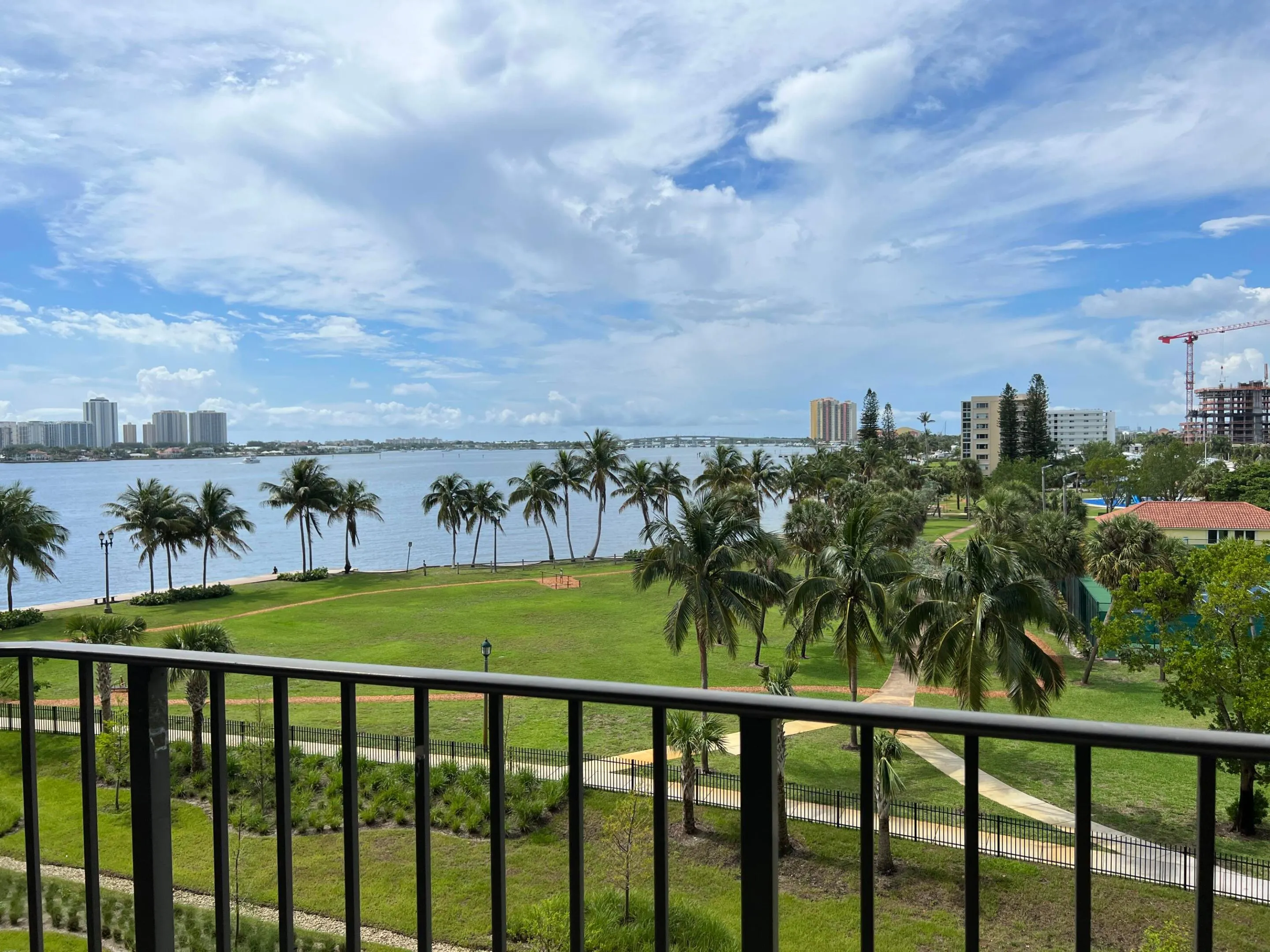 801 LAKE SHORE Drive #515
