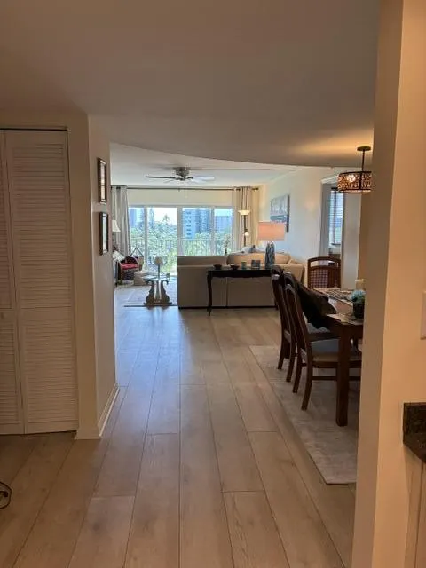 801 LAKE SHORE Drive #515