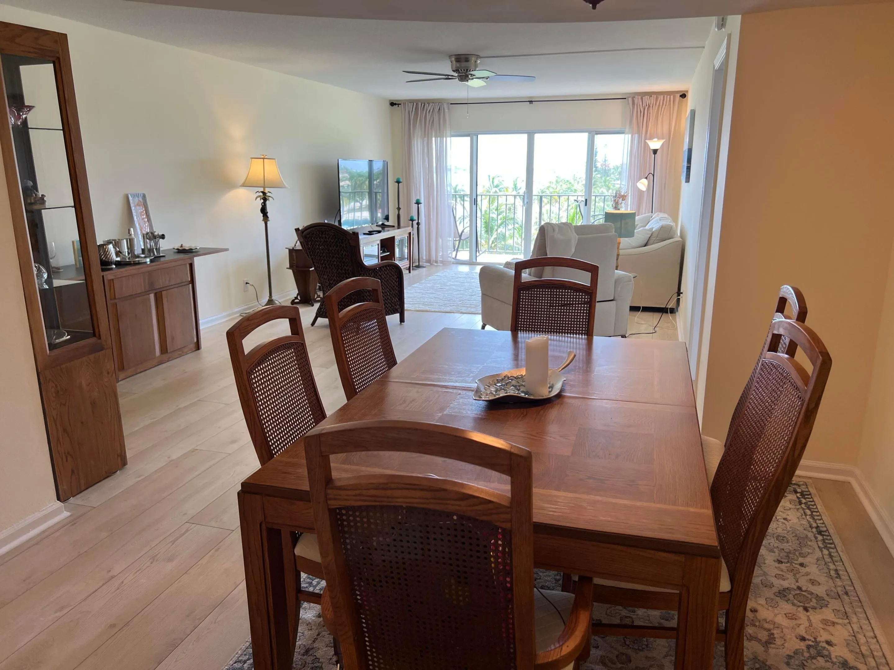 801 LAKE SHORE Drive #515