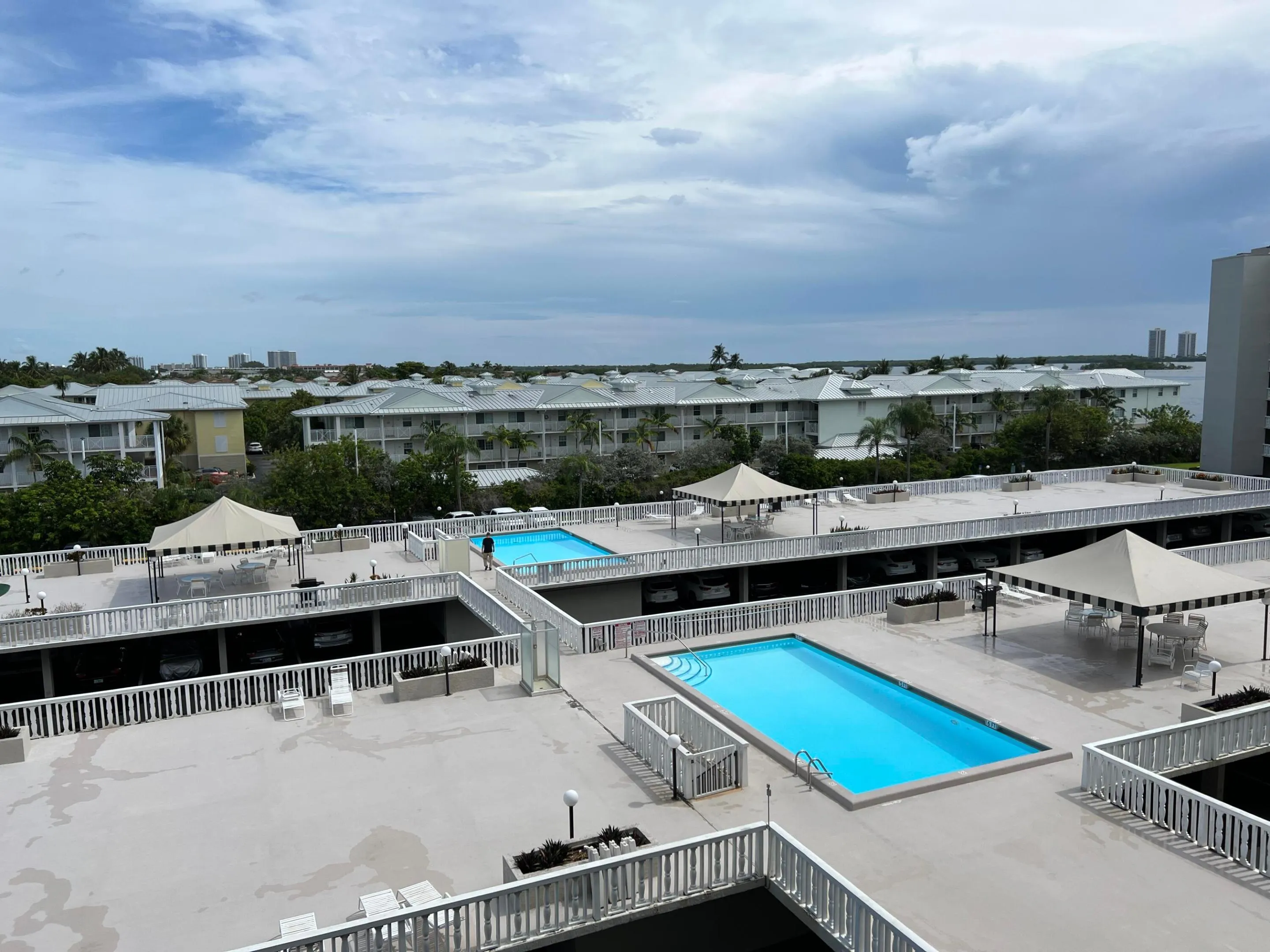 801 LAKE SHORE Drive #515