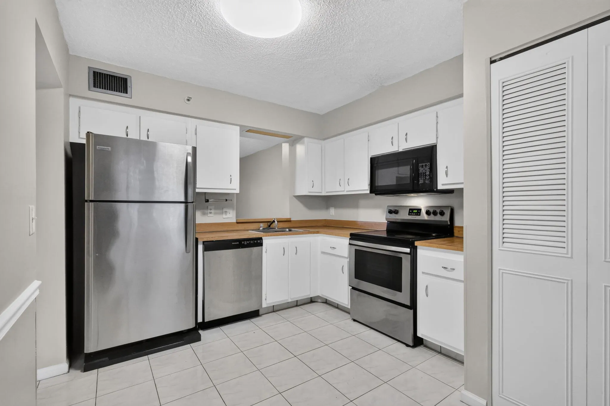 14527 BONAIRE Boulevard #109