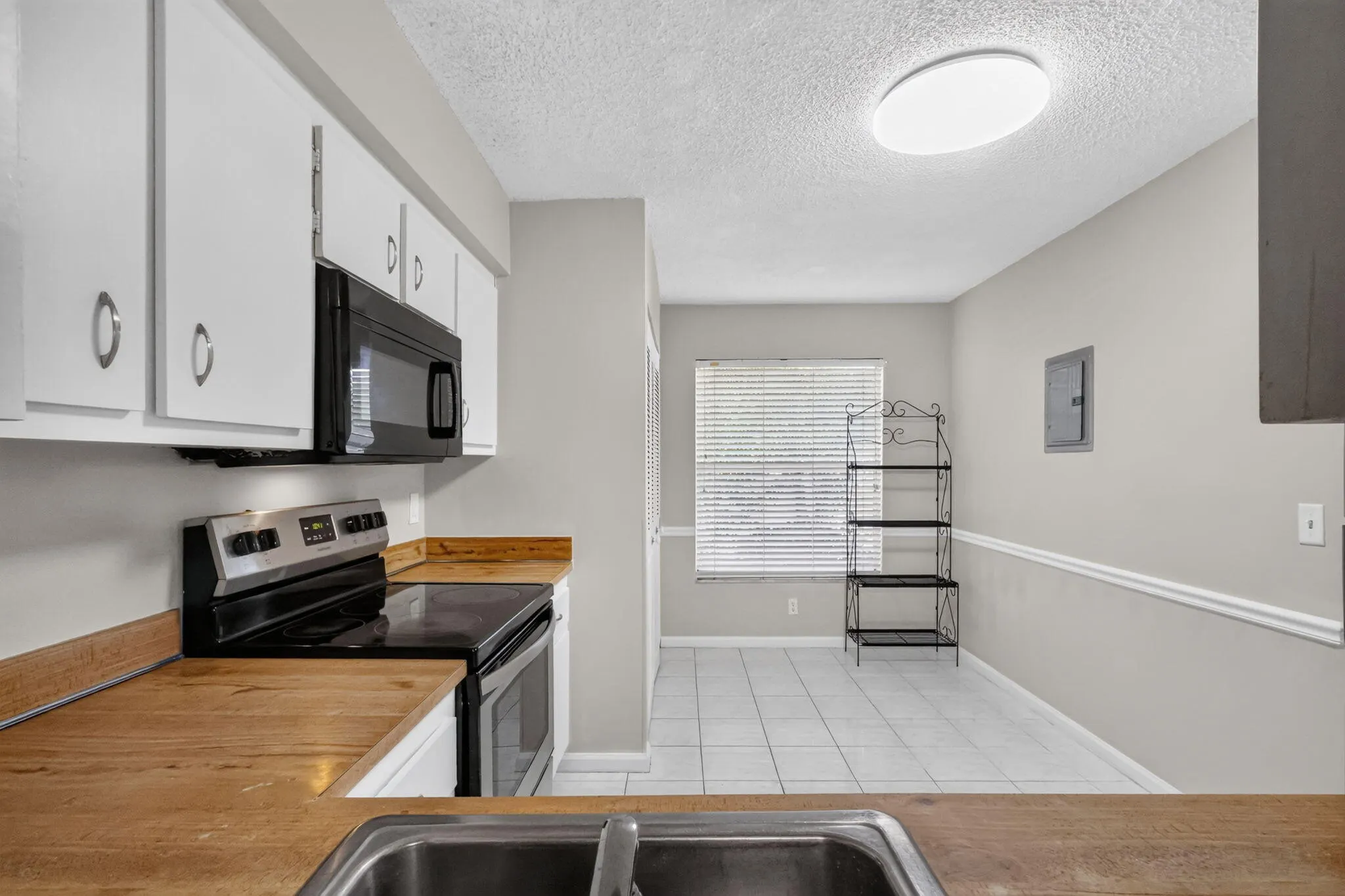 14527 BONAIRE Boulevard #109