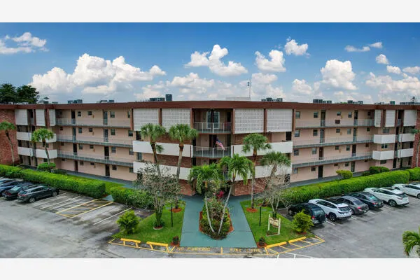 2800 NW 47TH Terrace #203B