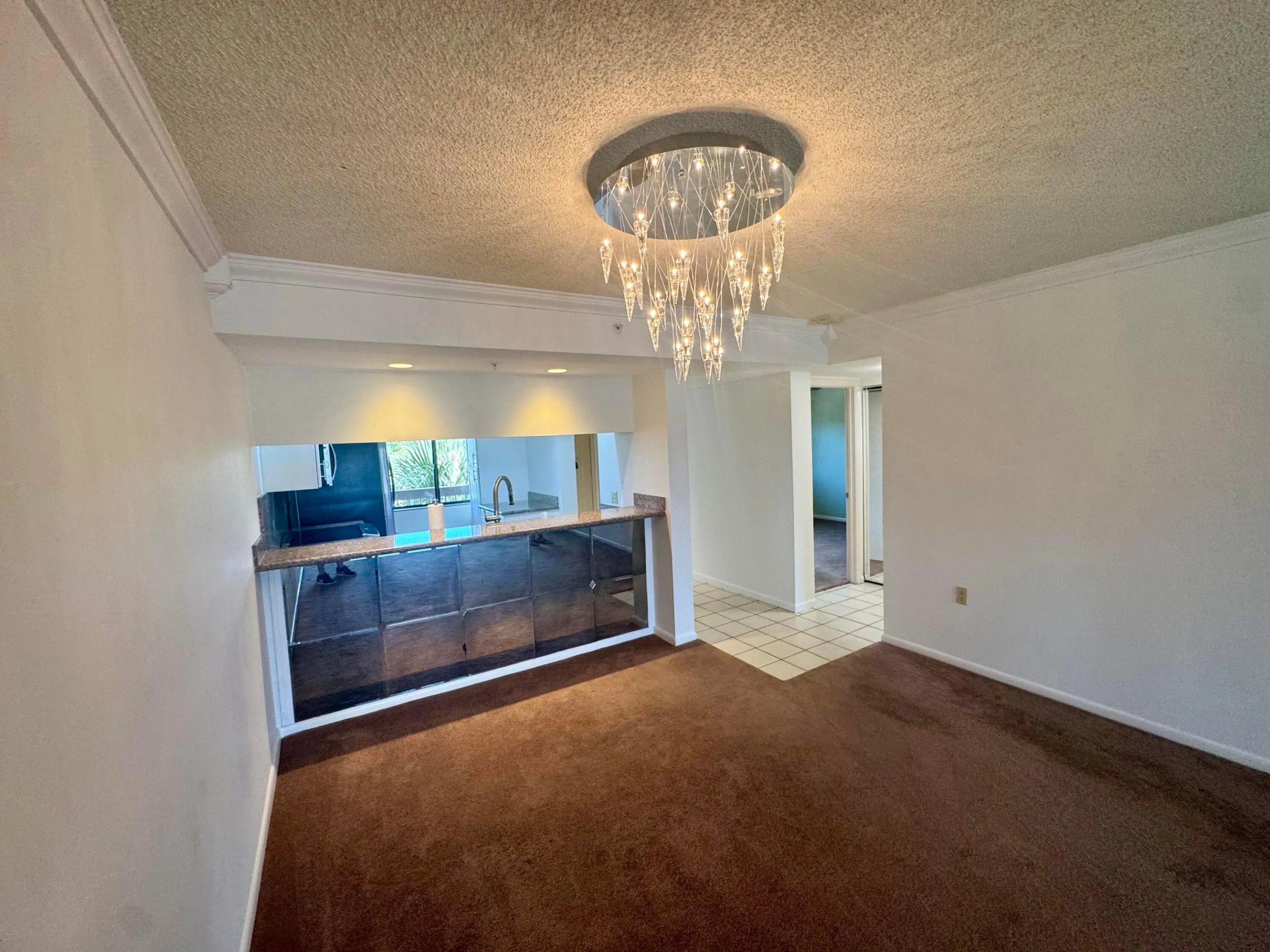 601 SEAFARER Circle #405