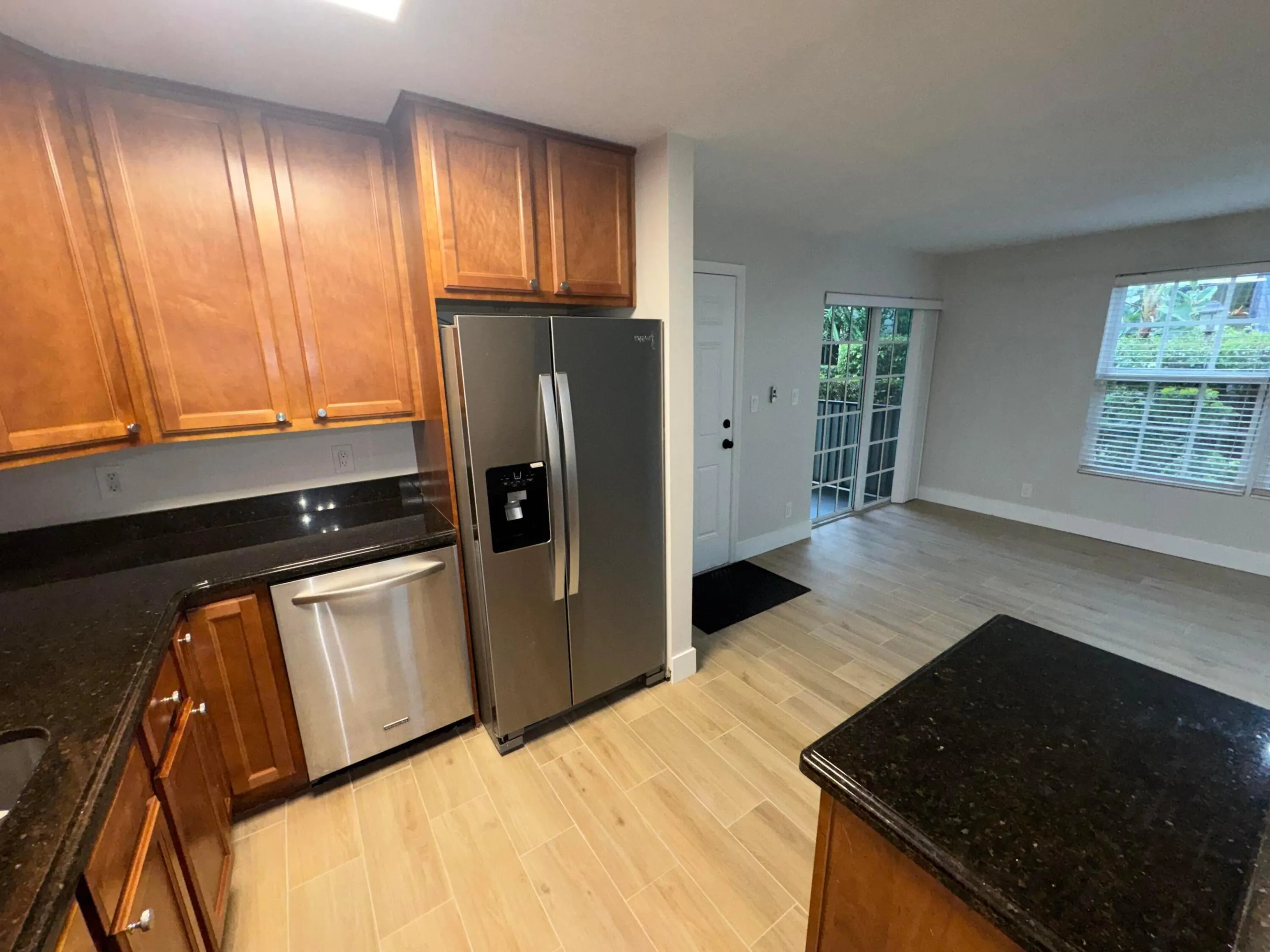110 N Lakeside Drive #1