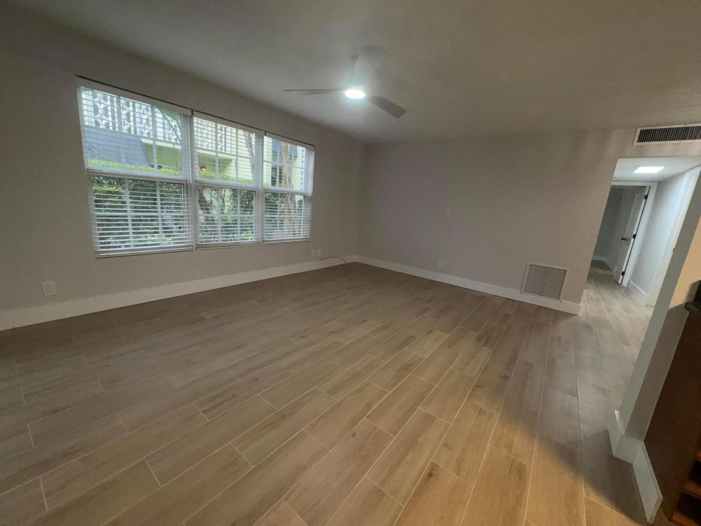 110 N Lakeside Drive #1