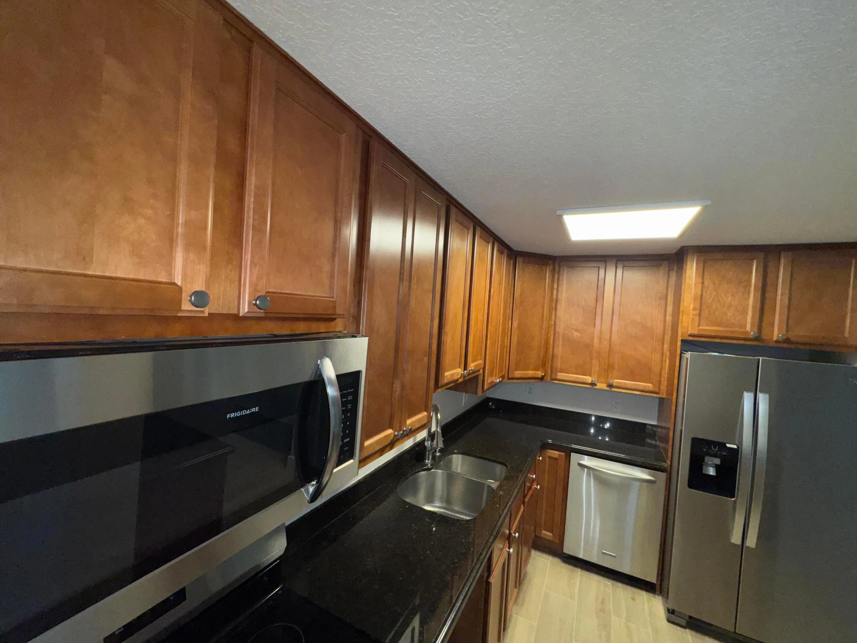 110 N Lakeside Drive #1
