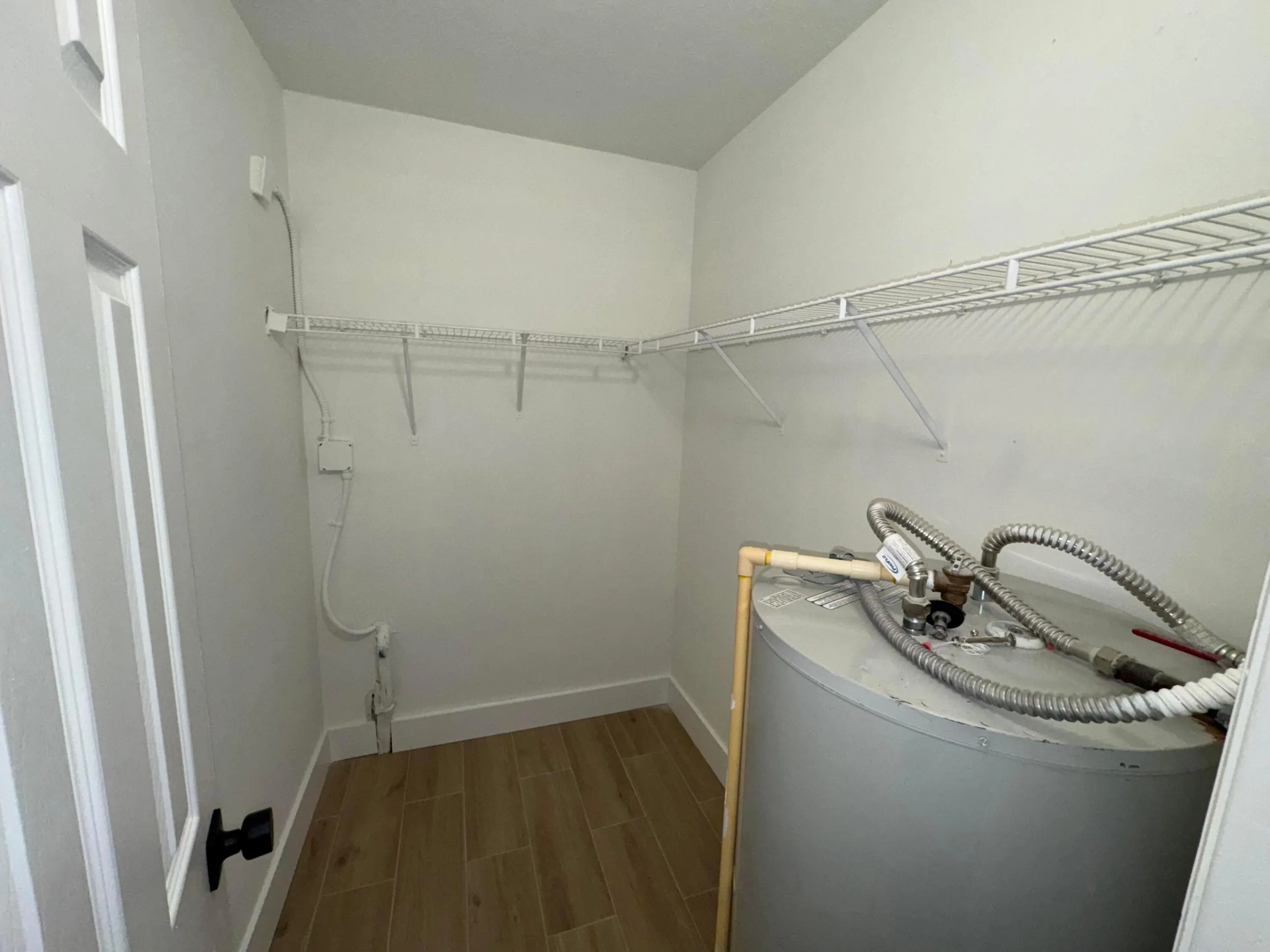 110 N Lakeside Drive #1