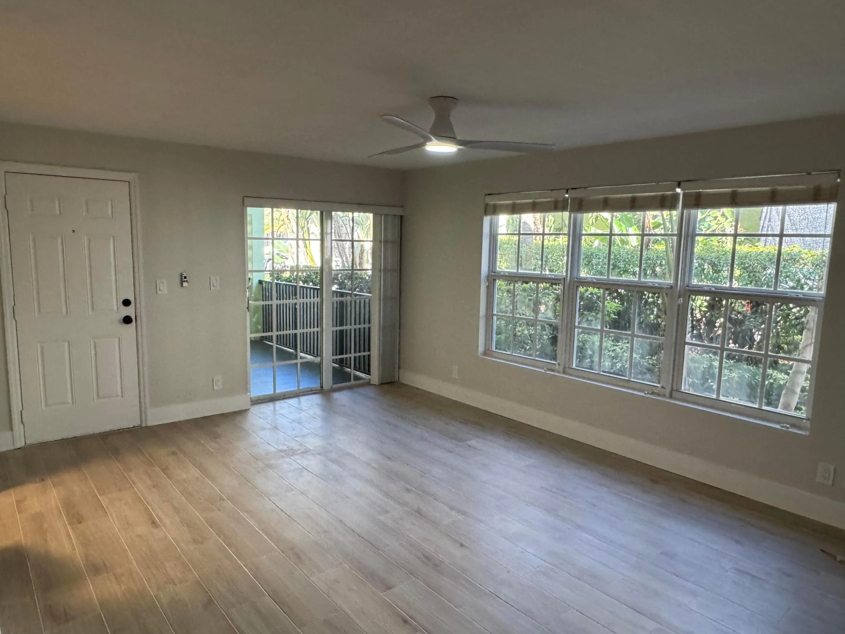 110 N Lakeside Drive #1