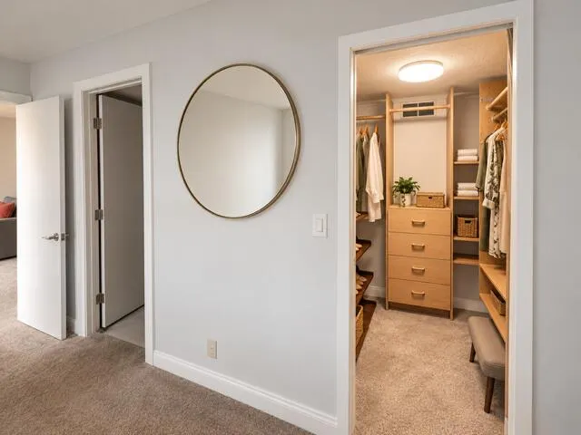 4800 BAYVIEW Drive #306