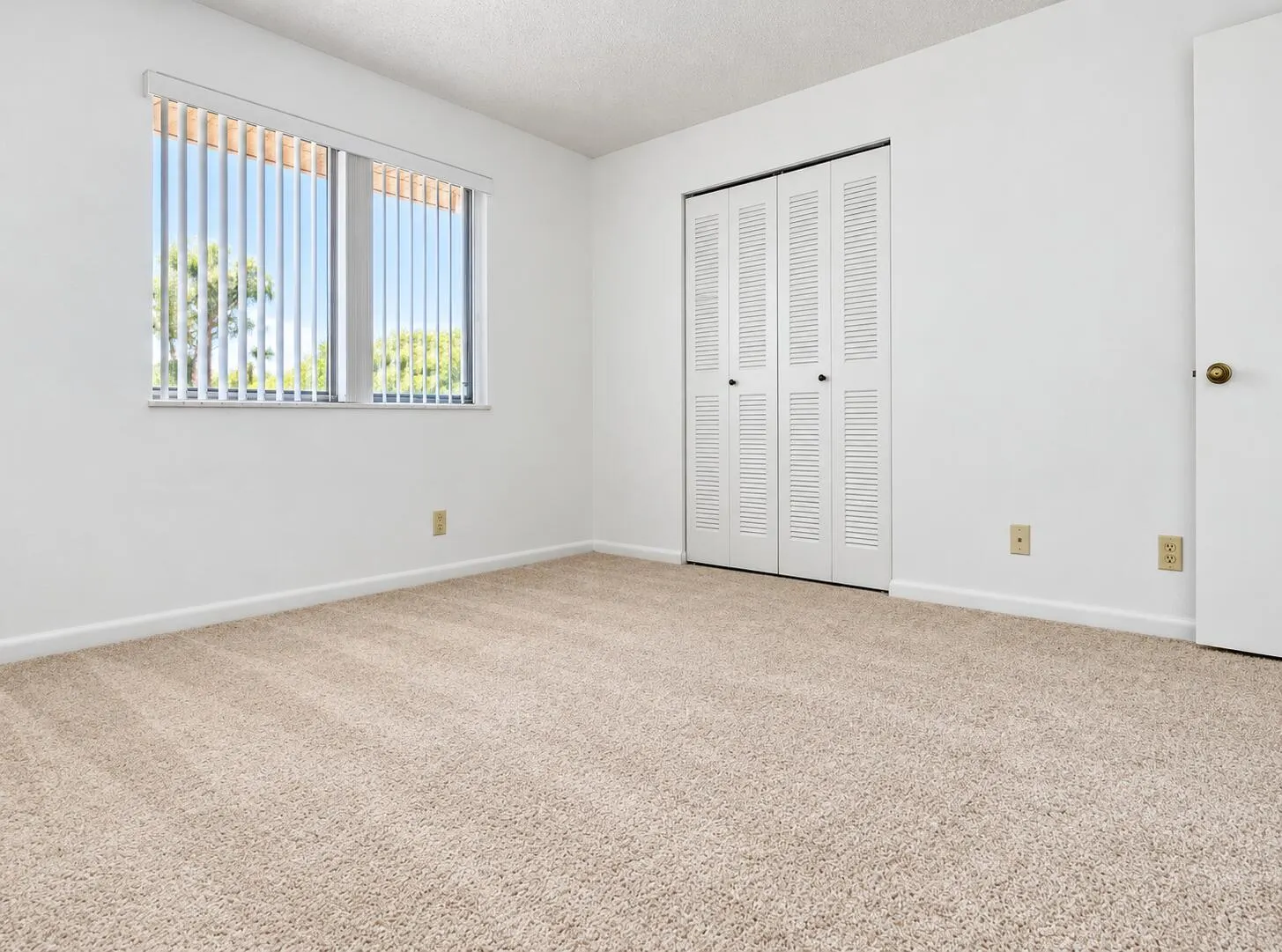 7370 S ORIOLE Boulevard #306-C