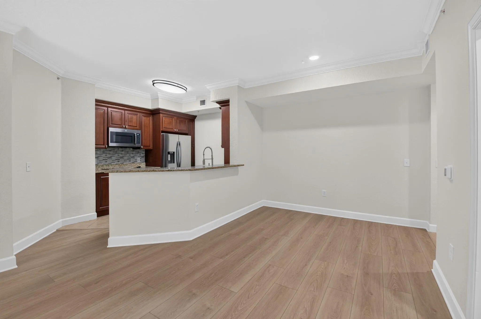 4 Renaissance Way #4214