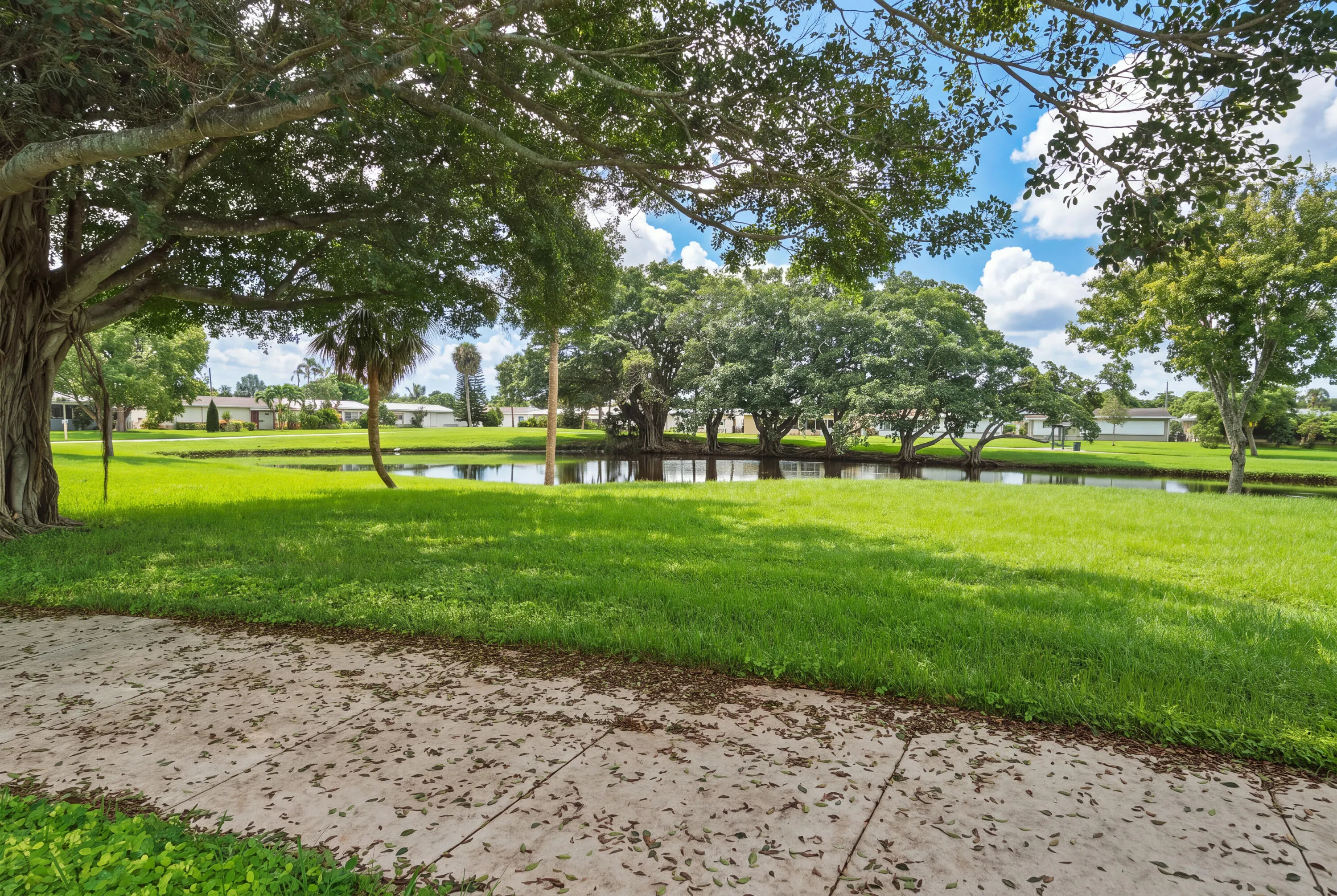 4404 NW 45TH Court