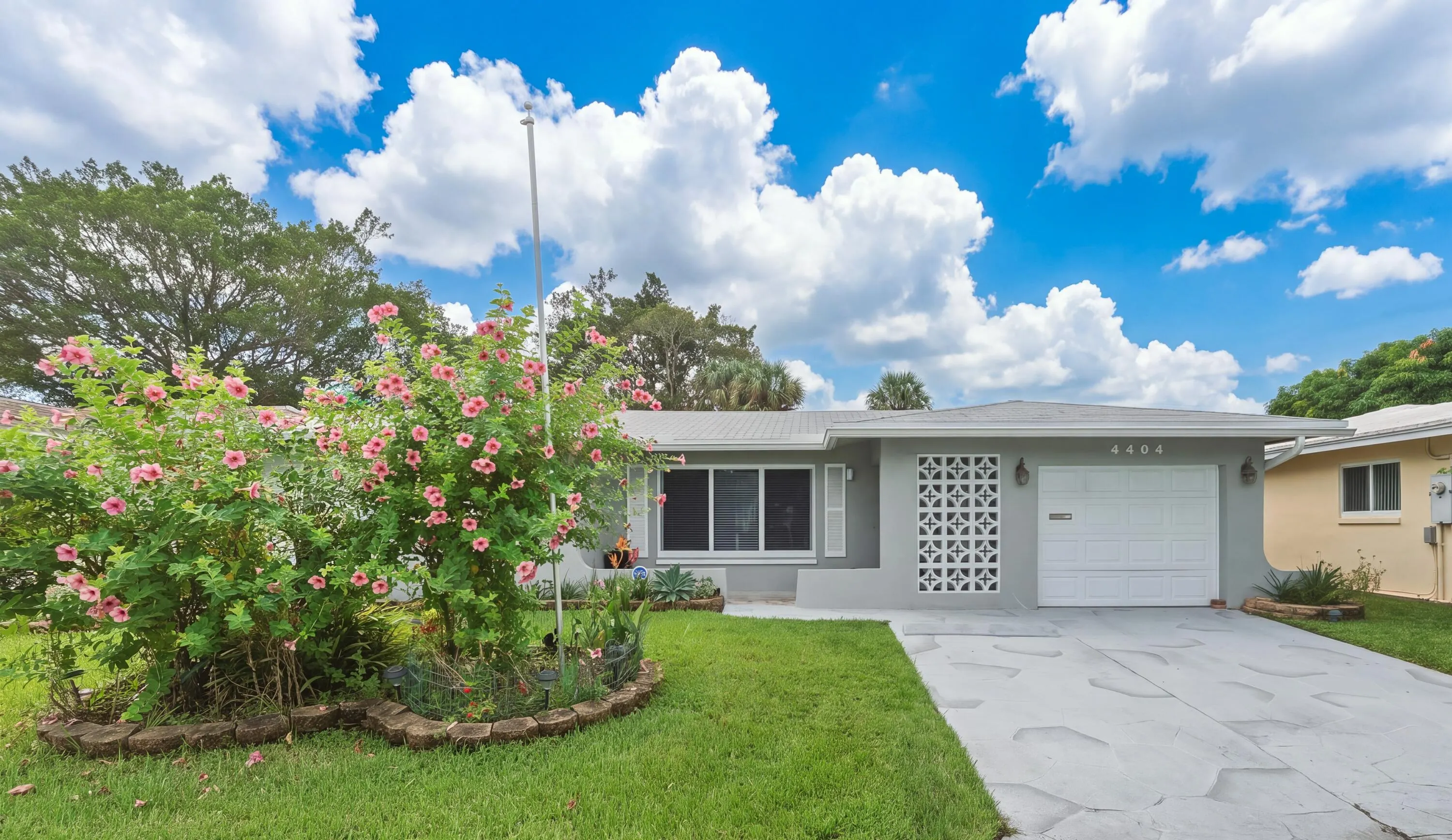 4404 NW 45TH Court