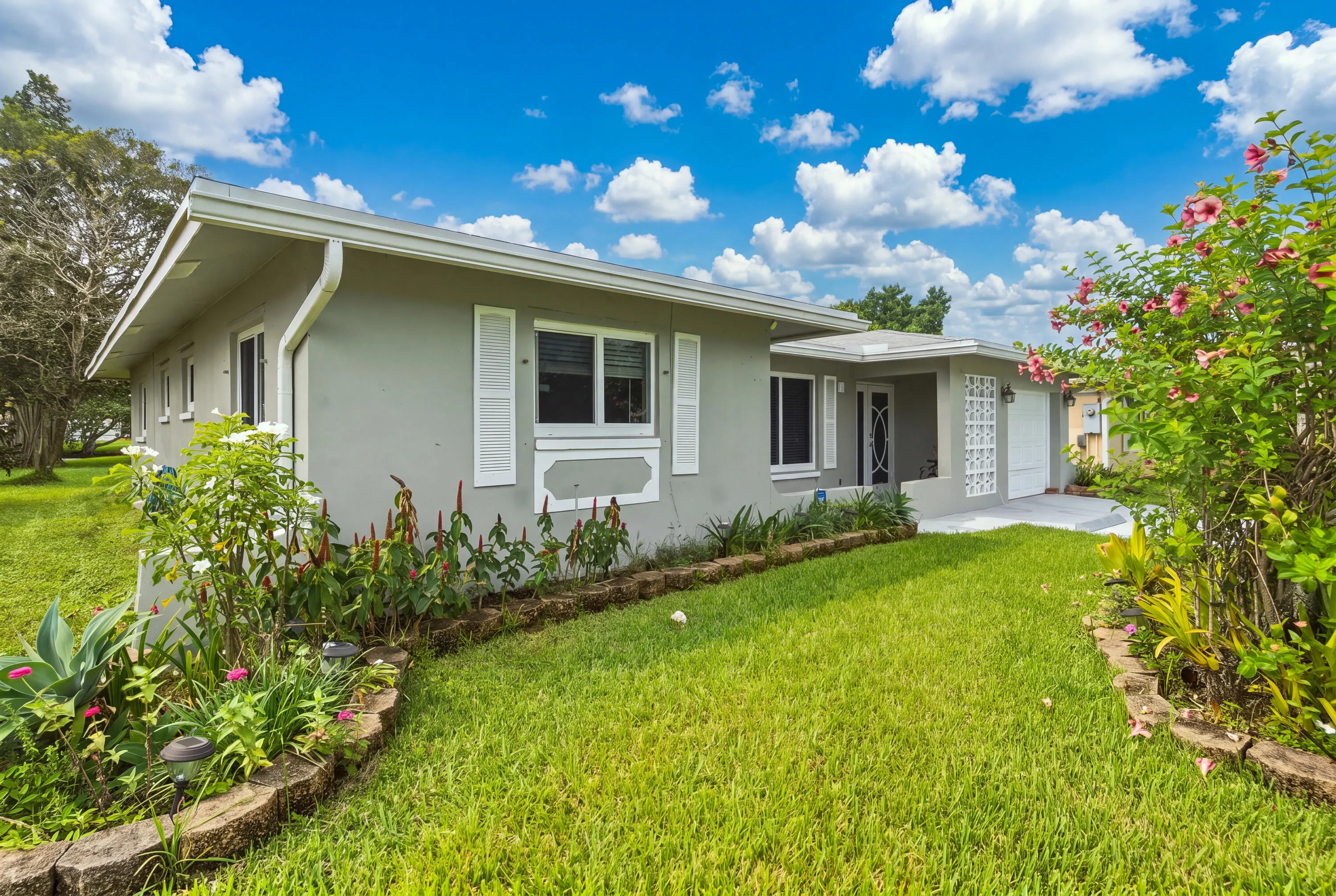 4404 NW 45TH Court