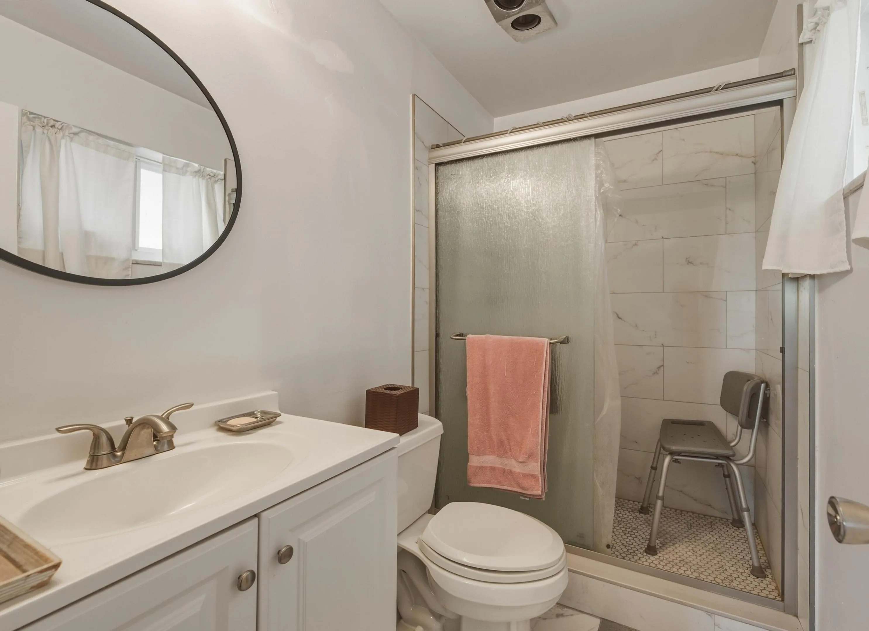 4404 NW 45TH Court
