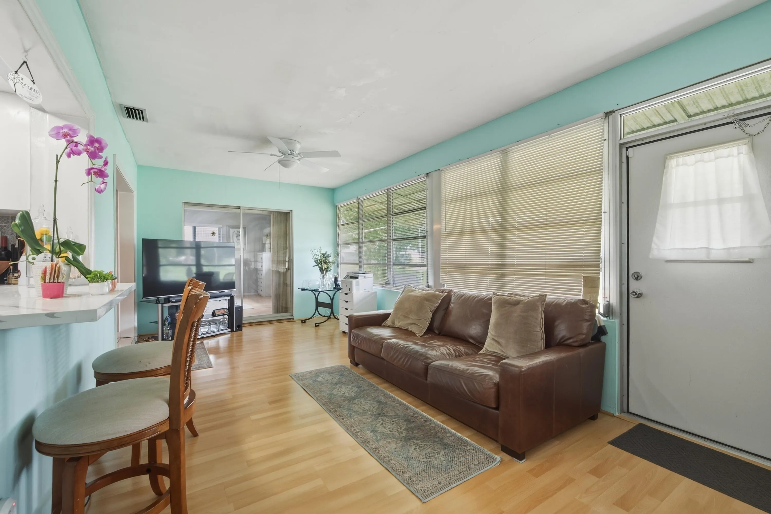 4404 NW 45TH Court