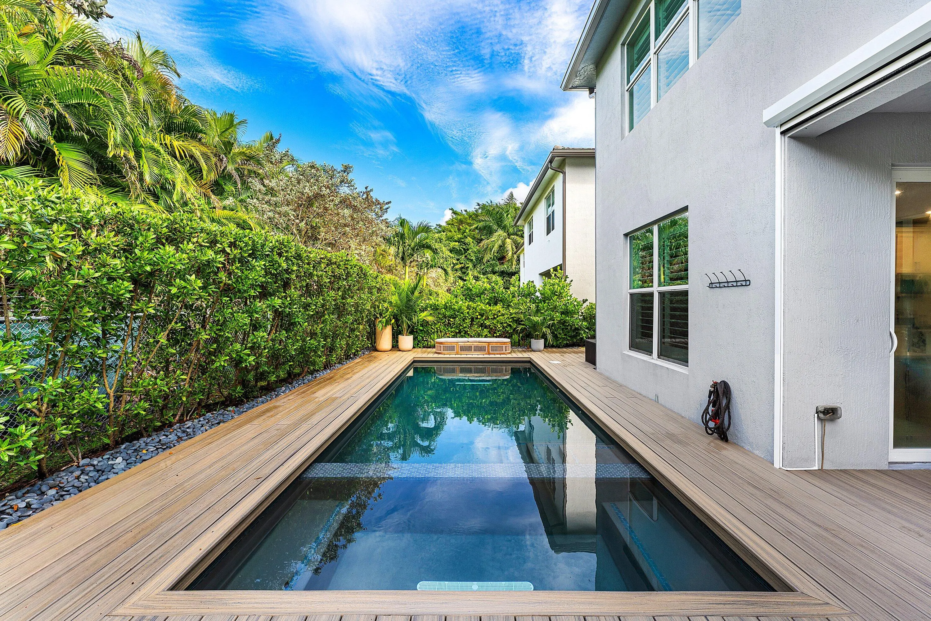 2661 Country Lake Trail