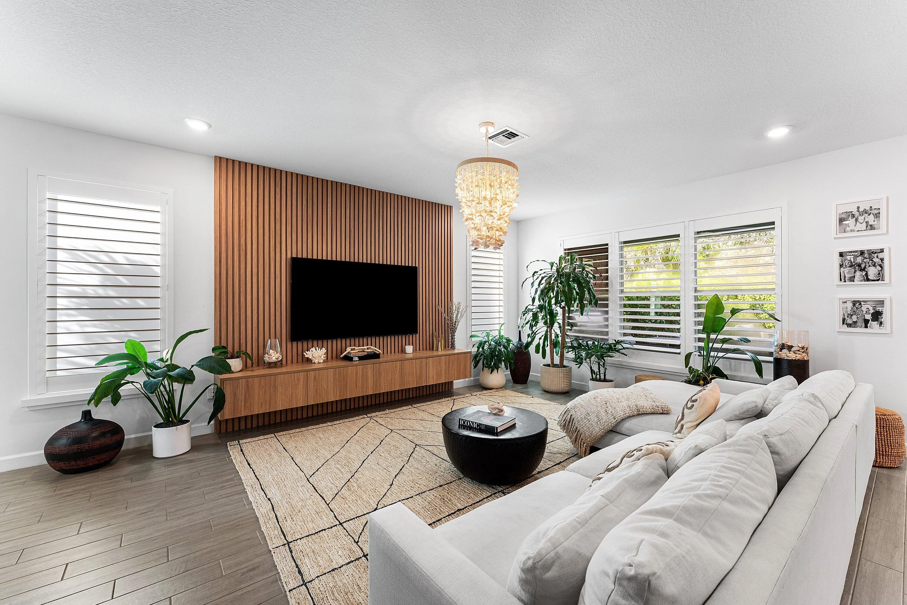 2661 Country Lake Trail