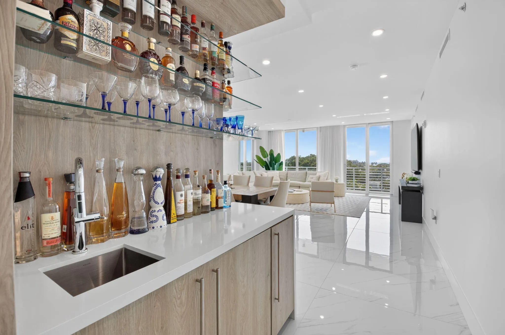 495 E Royal Palm Road #601