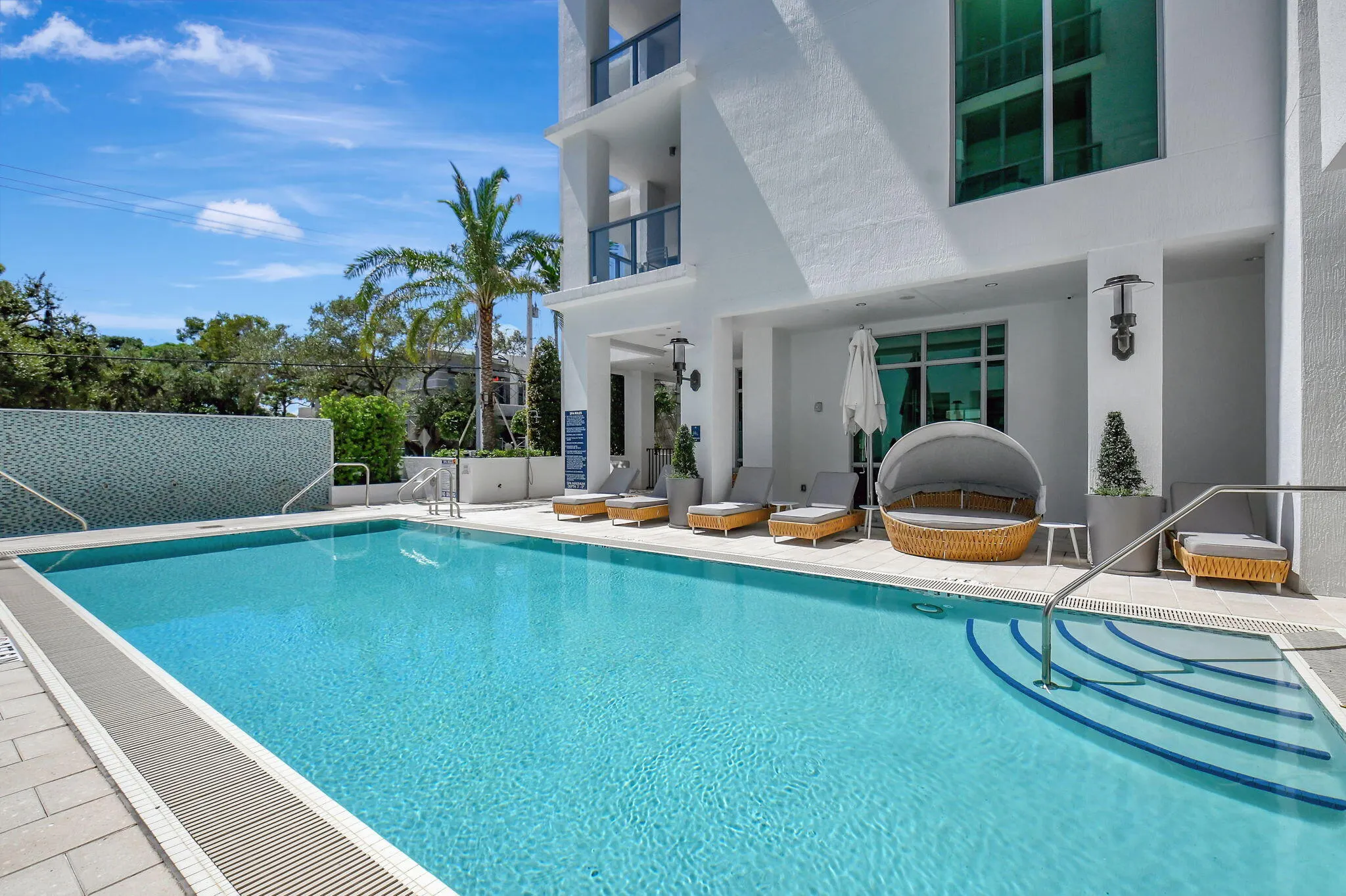 495 E Royal Palm Road #601