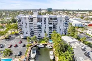 4800 Bayview Drive #306