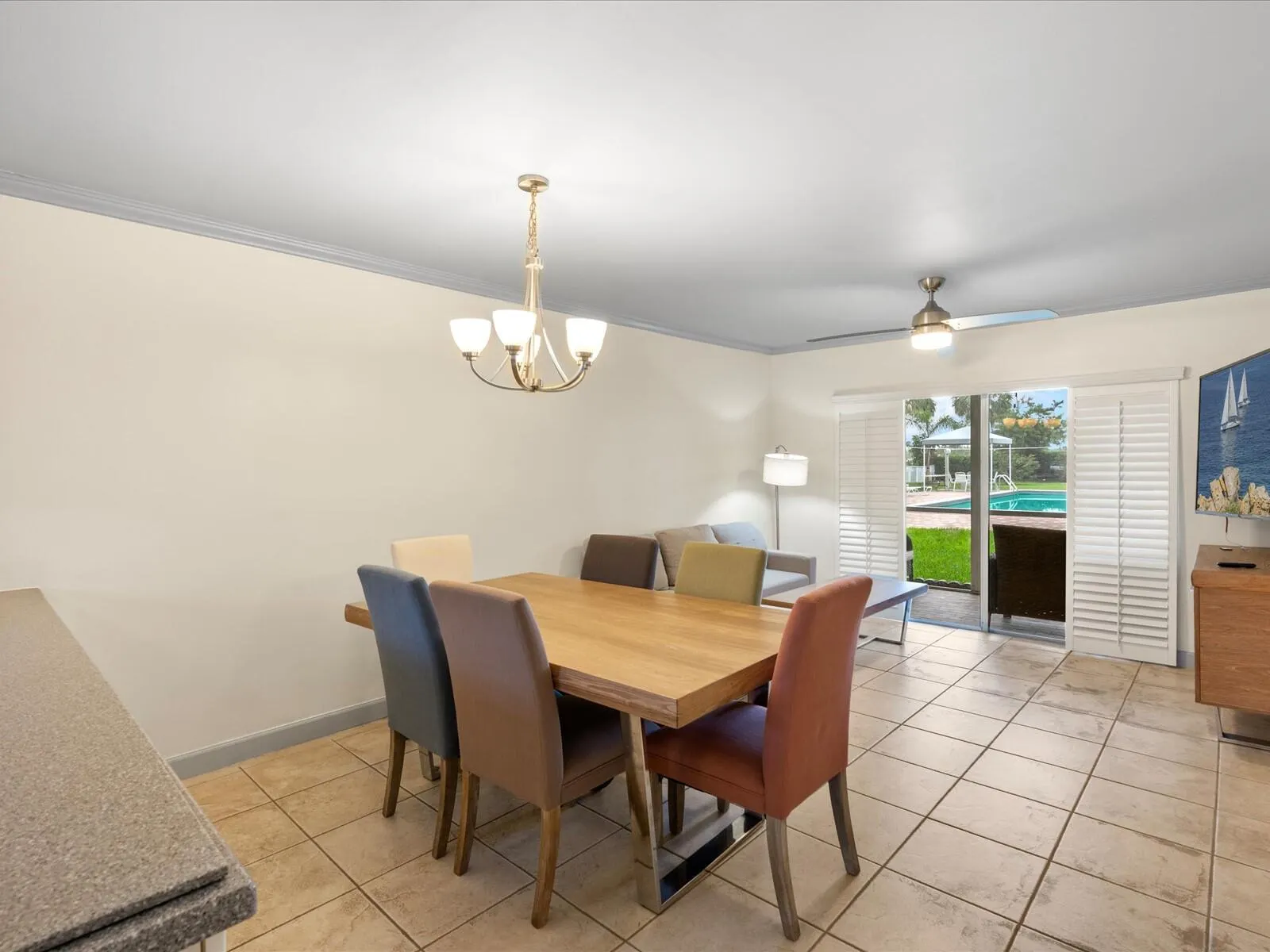 2998 E SUNRISE LAKES Drive E #110