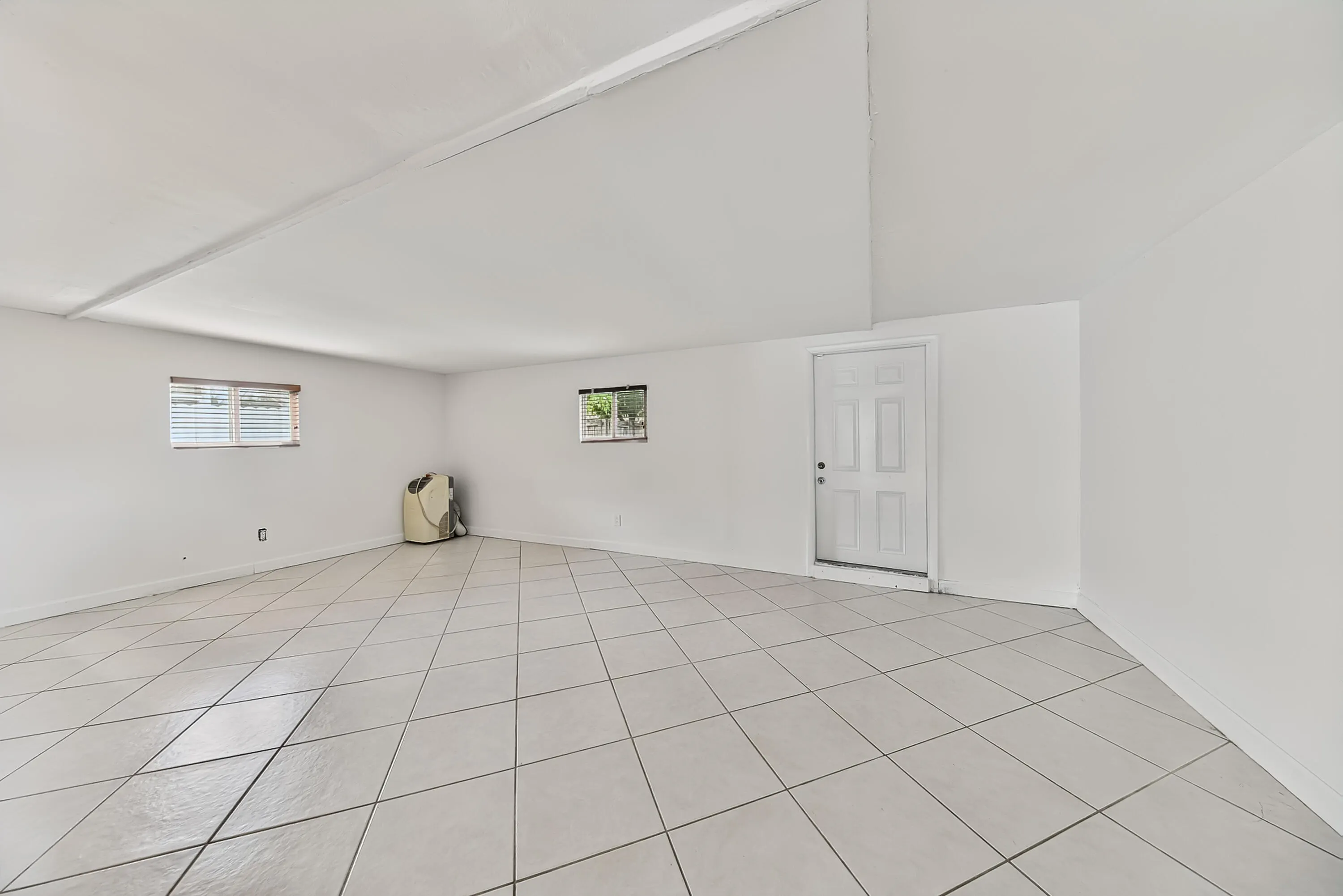 3127 NW 68th Court