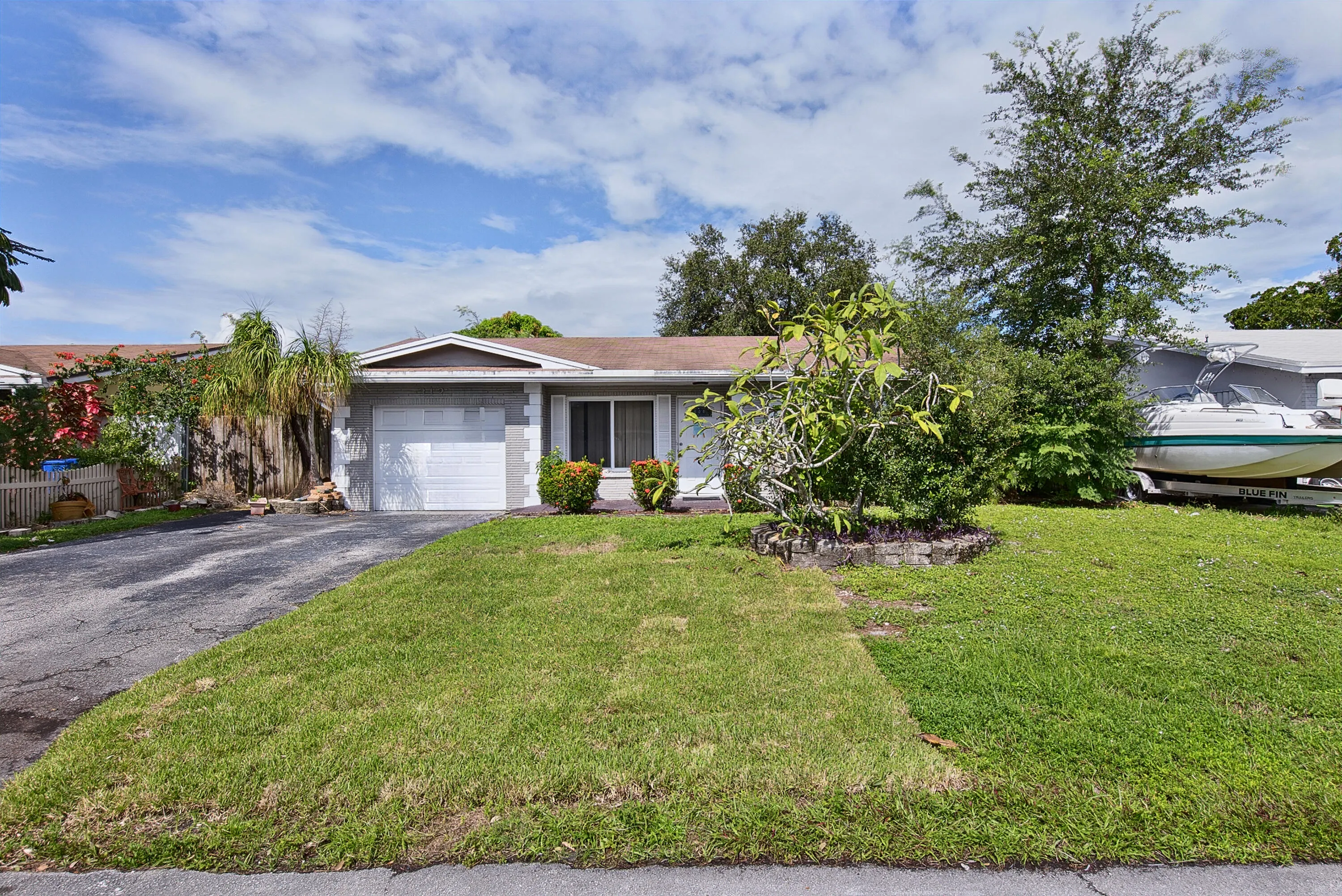 3127 NW 68th Court